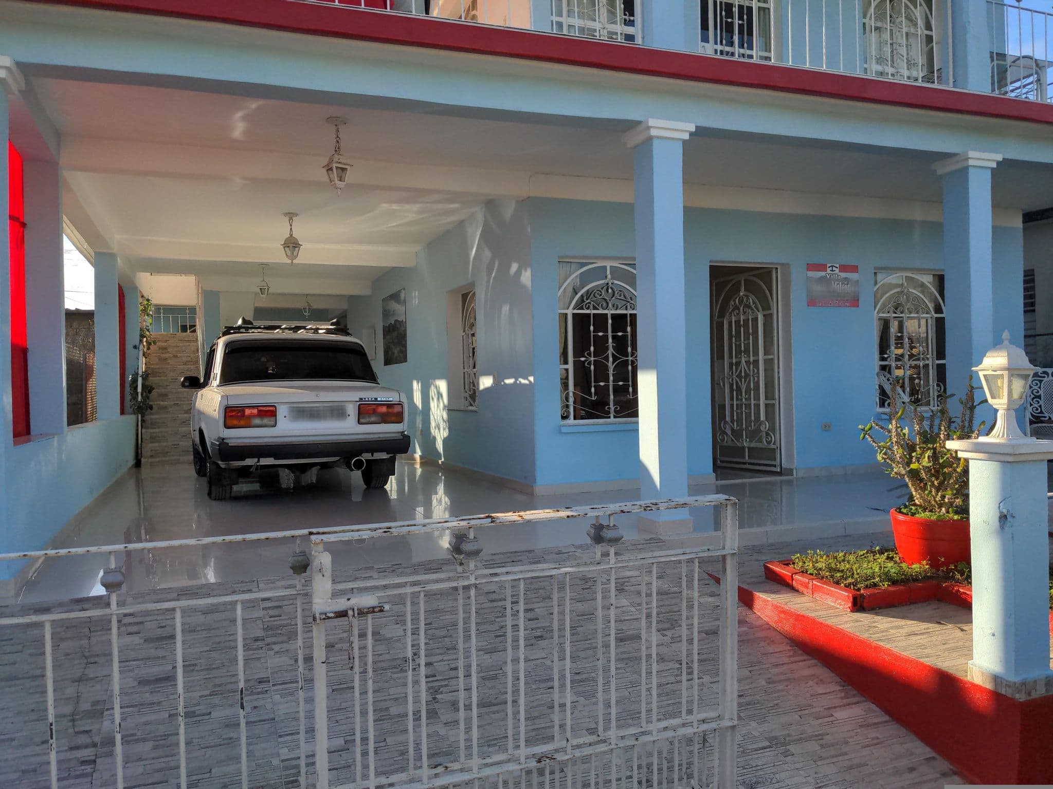 Street view near villa susana, Viñales — © l11d (CC BY-SA · Mapillary)