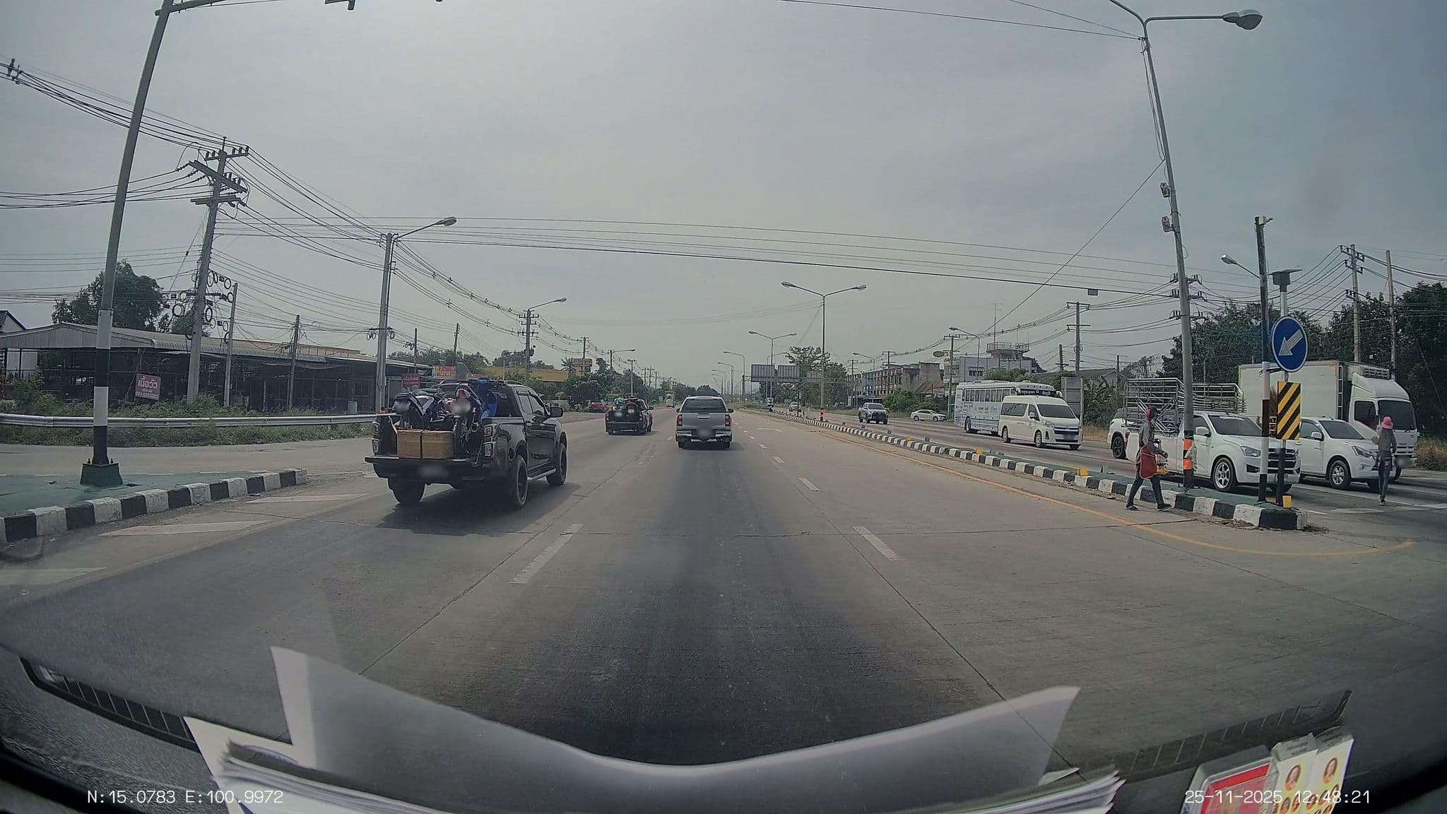 Street view near เก็ทอินน์ Get Inn Hotel, Chai Badan — © ThailandCambodia (CC BY-SA · Mapillary)