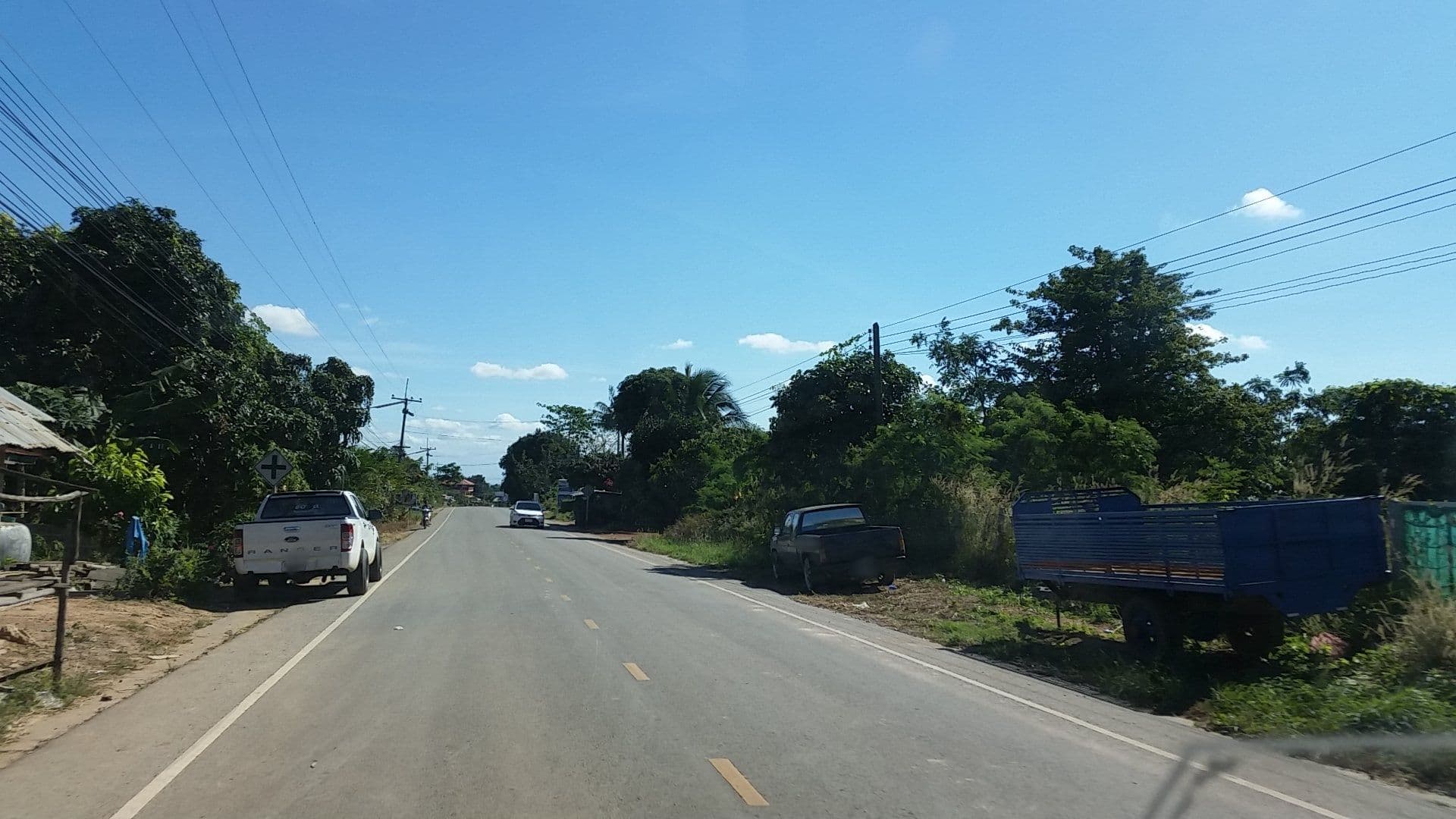 Street view near เลียวโอบ้านพัก, Wichian Buri — © roadroid (CC BY-SA · Mapillary)