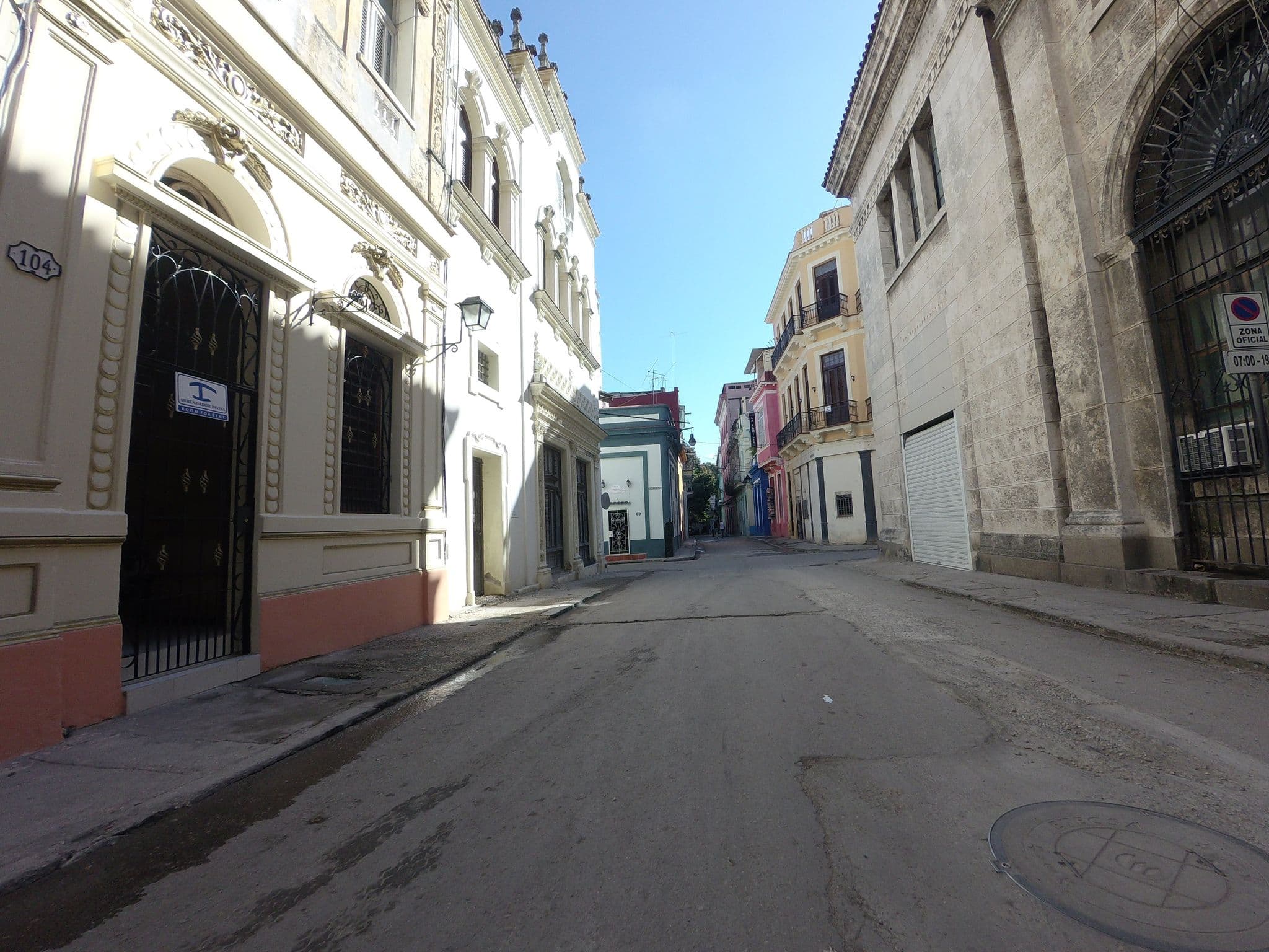 Street view near Casa Bella, La Habana Vieja — © havana (CC BY-SA · Mapillary)