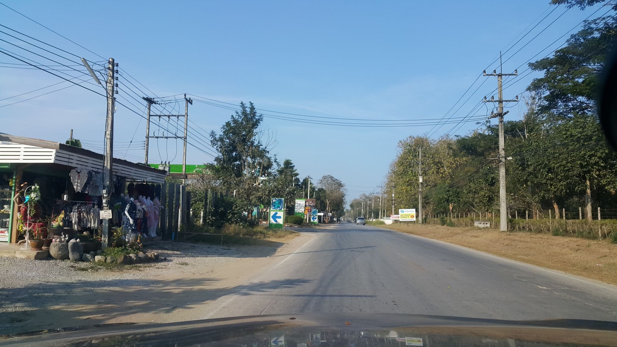 Street view near บ้านหมอบิว ณ เชียงคาน, Loei — © jrcarlsen (CC BY-SA · Mapillary)