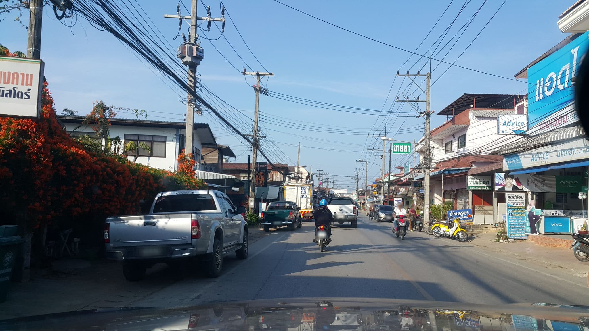 Street view near U Chiangkhan Hotel, Loei — © jrcarlsen (CC BY-SA · Mapillary)