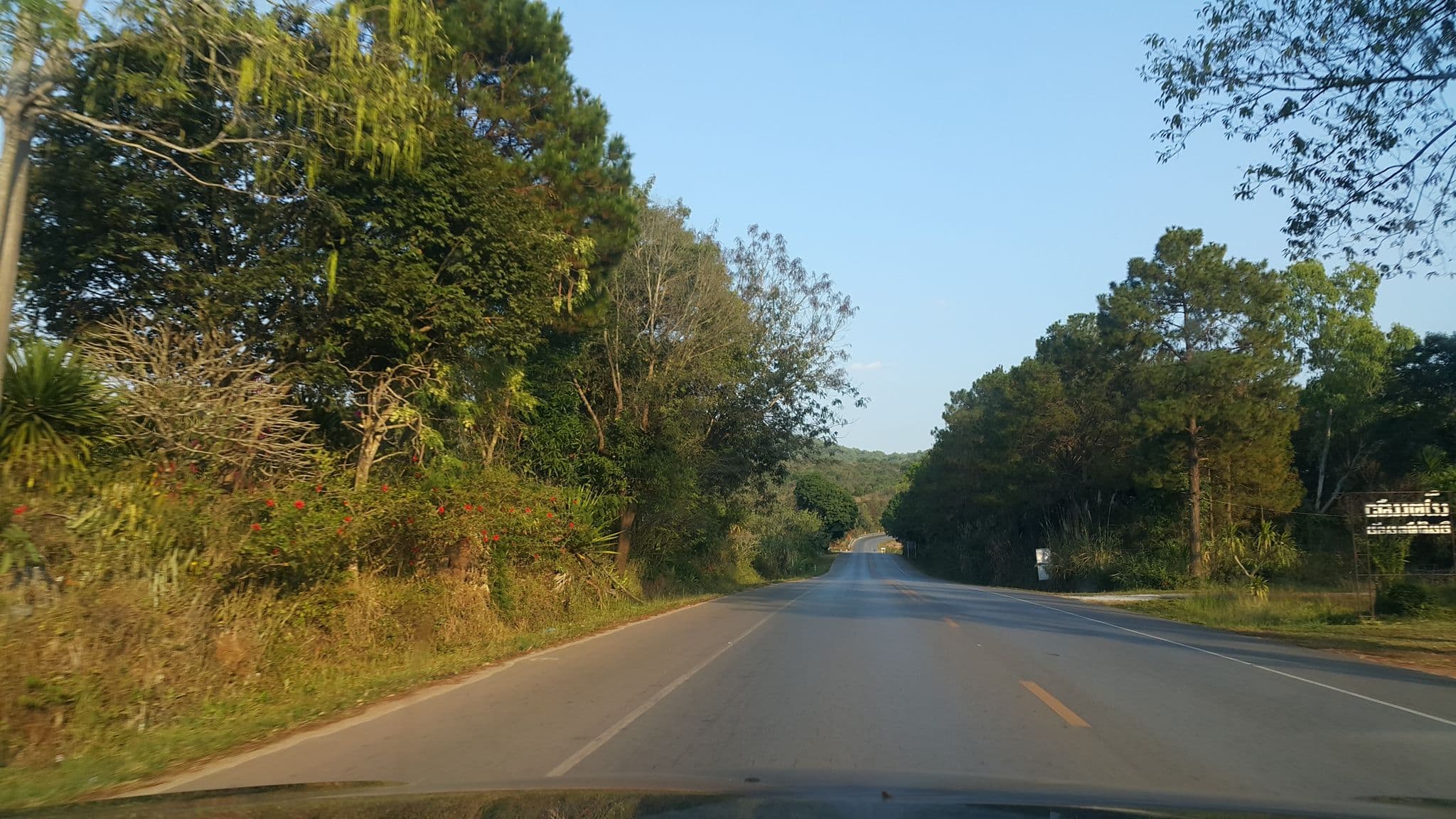Street view near ทับผาธาร, Loei — © jrcarlsen (CC BY-SA · Mapillary)