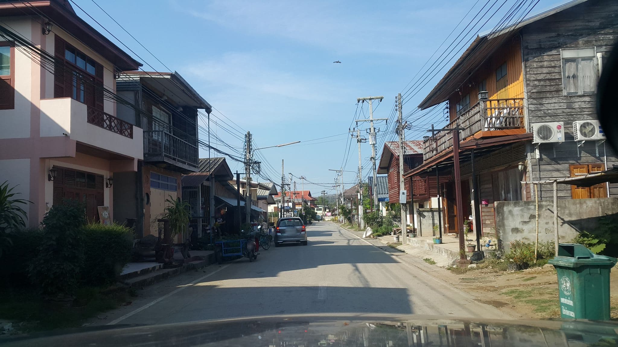 Street view near บ้านแดงโฮมสเตย์, Loei — © jrcarlsen (CC BY-SA · Mapillary)