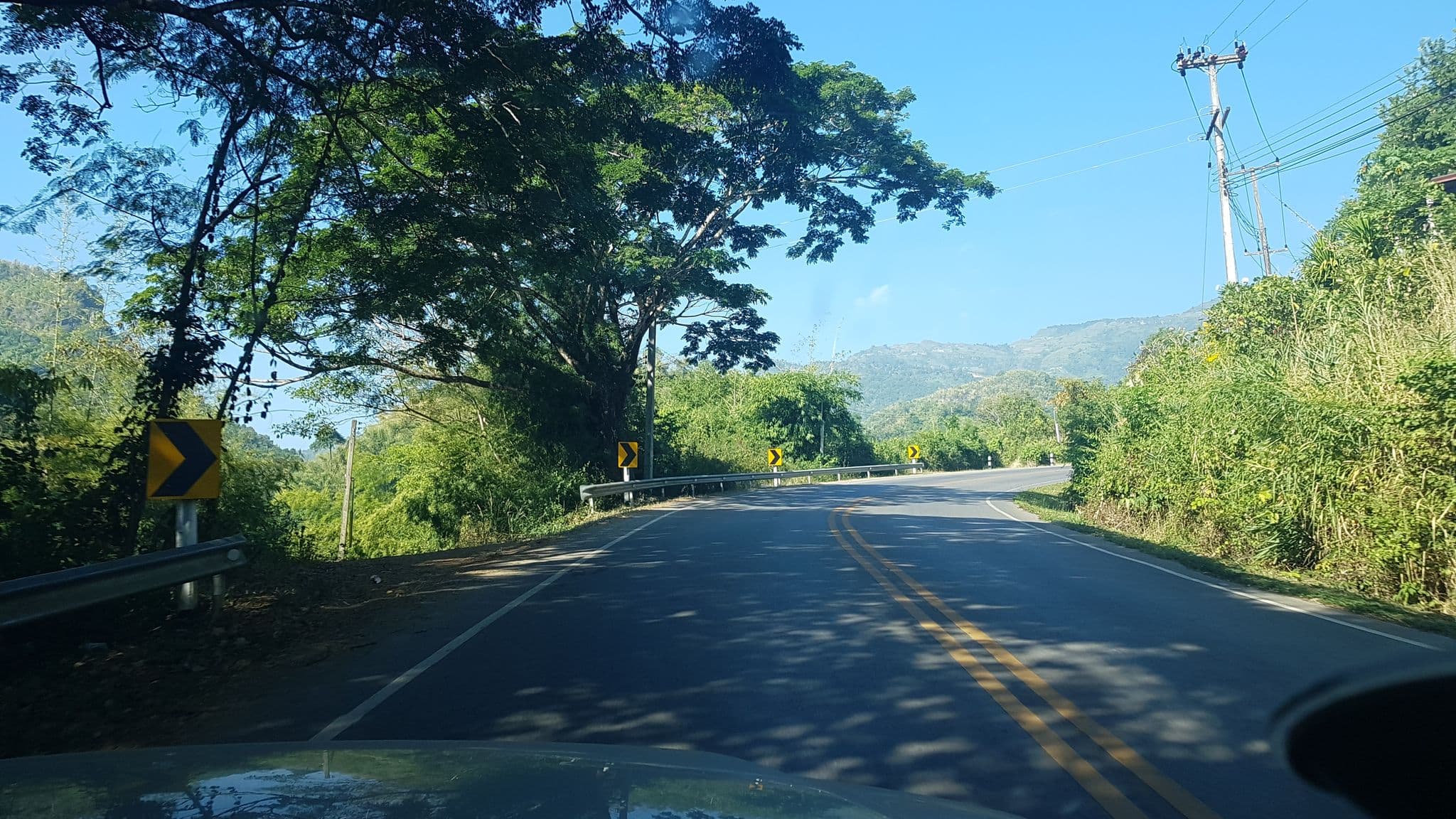 Street view near บ้านสวนยายแส รีสอร์ท, Lom Sak — © igorzo (CC BY-SA · Mapillary)