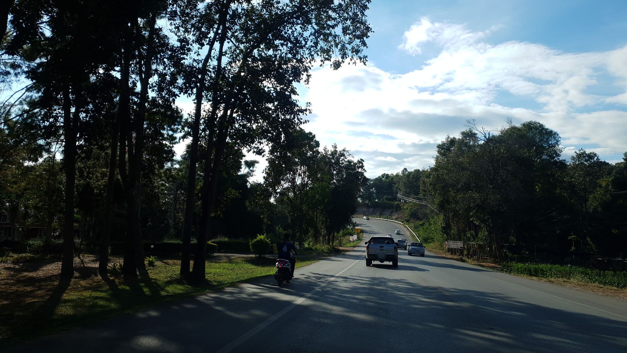 Street view near ภูเรือบุษบารีสอร์ท, Loei — © kyoko (CC BY-SA · Mapillary)