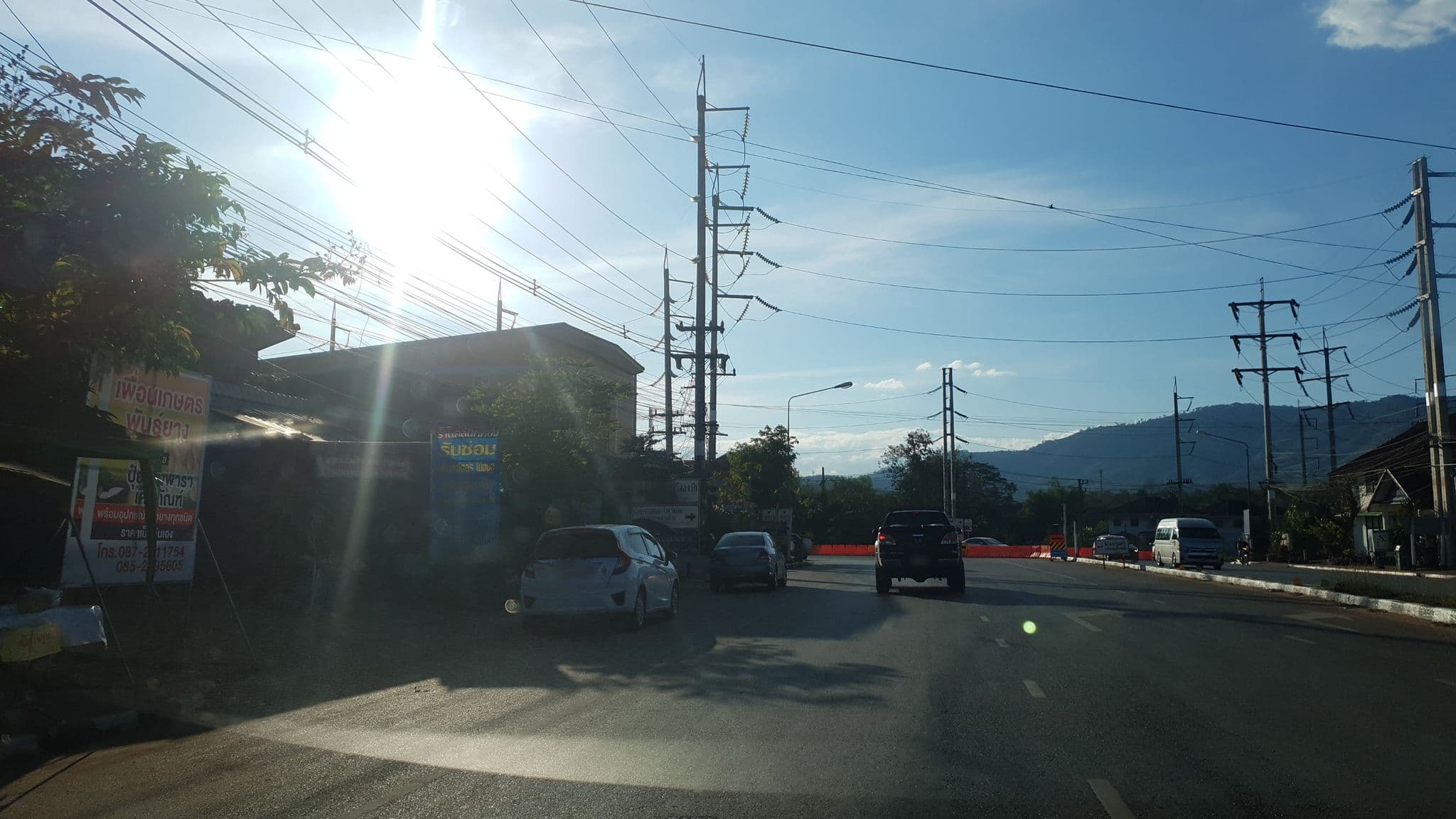 Street view near บ้านชานภู (Baan ChanBhu), Ban I Loet — © kyoko (CC BY-SA · Mapillary)