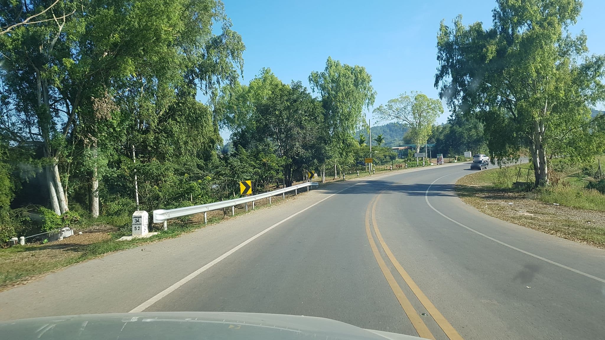 Street view near ภูแสงตะวัน, Phetchabun — © igorzo (CC BY-SA · Mapillary)