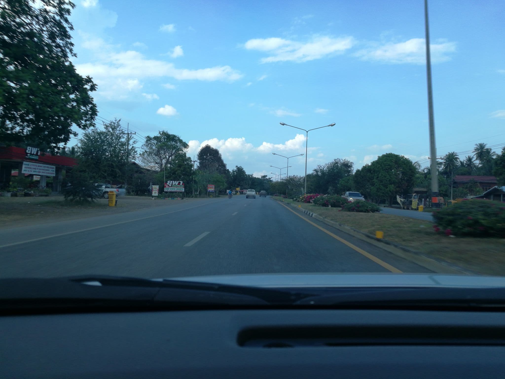 Street view near บ้านกาแฟ, Phetchabun — © ratirat (CC BY-SA · Mapillary)