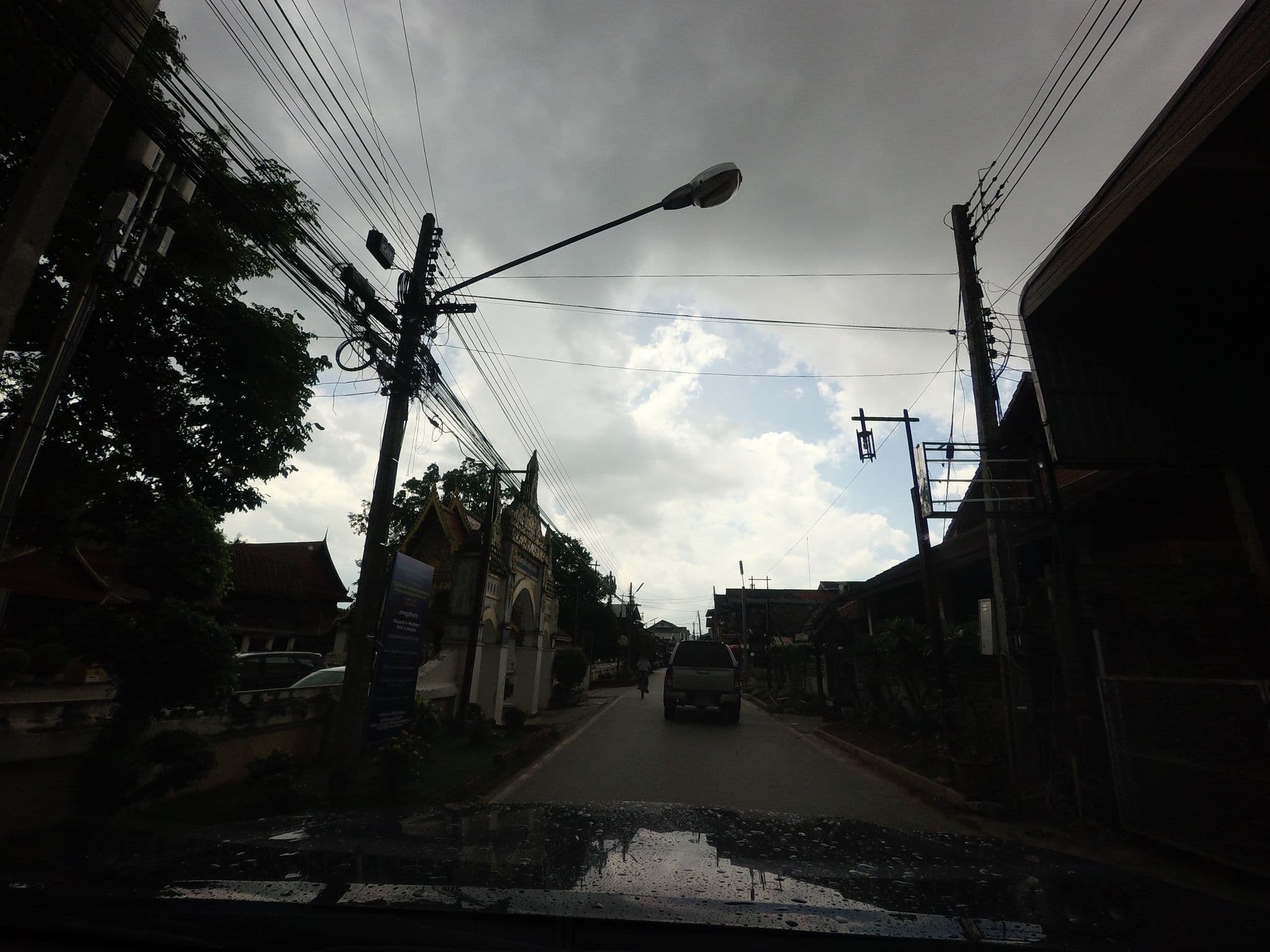 Street view near เรือนรักริมโขง, Loei — © mishari (CC BY-SA · Mapillary)