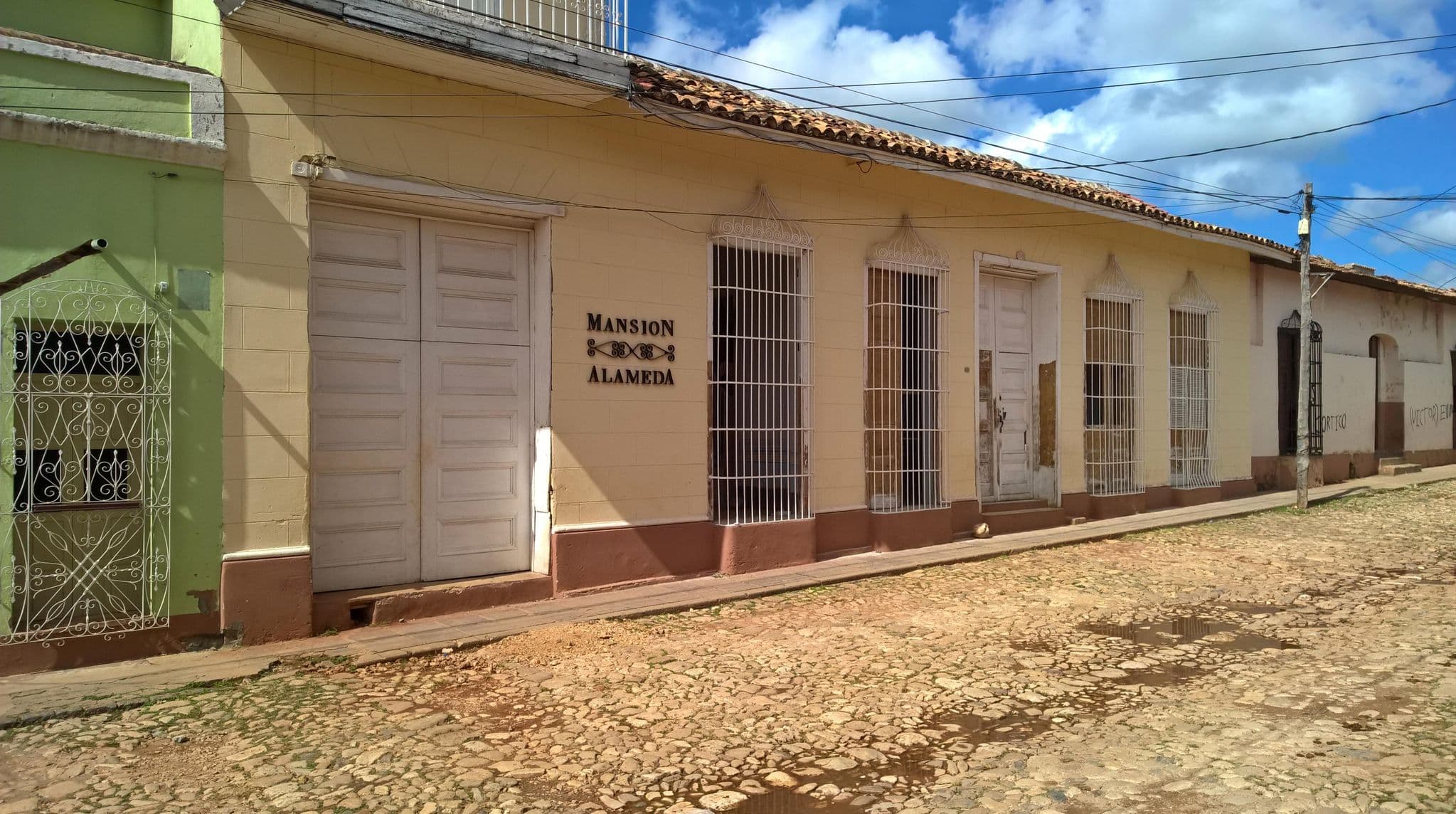 Street view near Hostal La Yedra, Trinidad