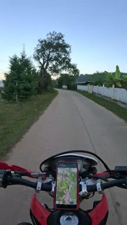 Street view near ข้างเขาแคมป์, San Pa Tong — © julcnx (CC BY-SA · Mapillary)