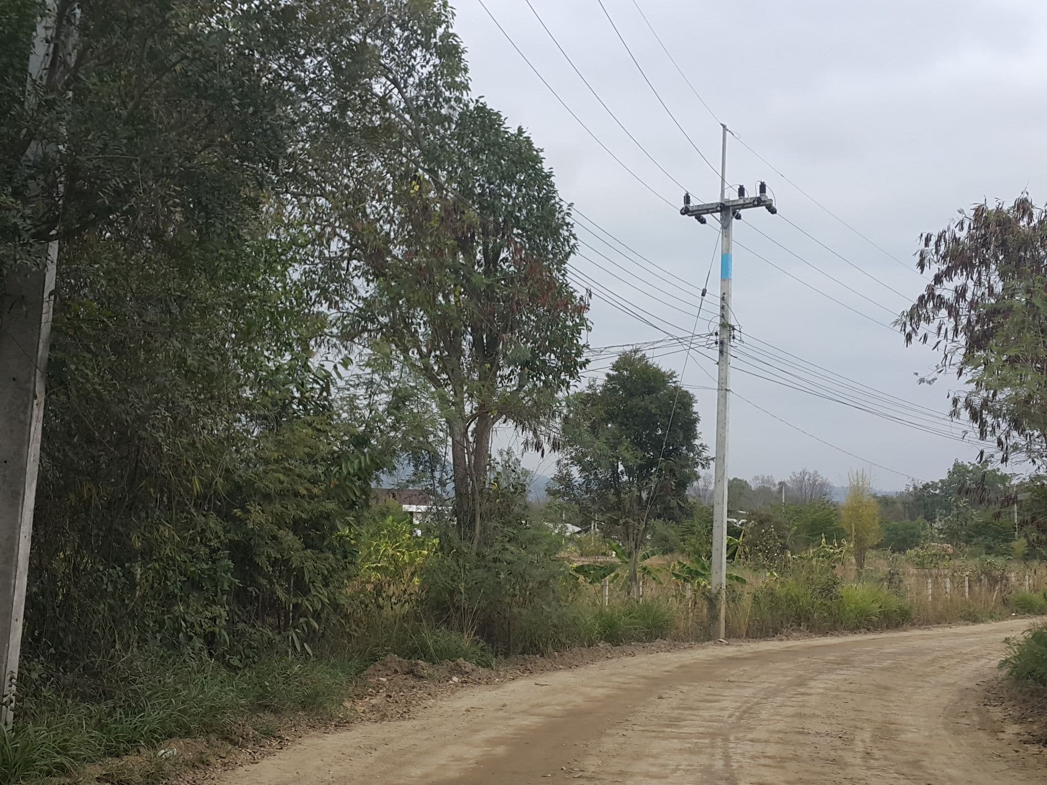 Street view near Love Home Resort & Cafe Chiangmai, Hang Dong — © jrcarlsen (CC BY-SA · Mapillary)