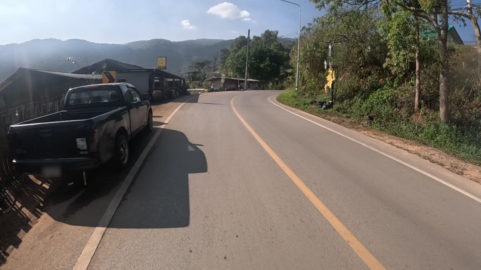 Street view near Doi Inthanon 105, San Pa Tong — © julcnx (CC BY-SA · Mapillary)