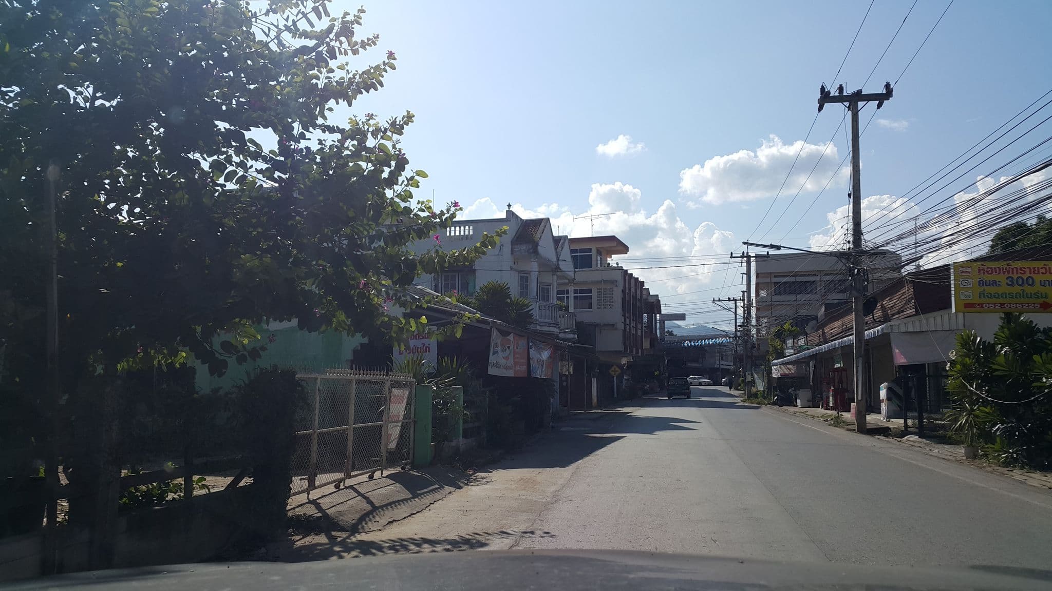 Street view near Sailom Resort, Pa Sang — © jrcarlsen (CC BY-SA · Mapillary)