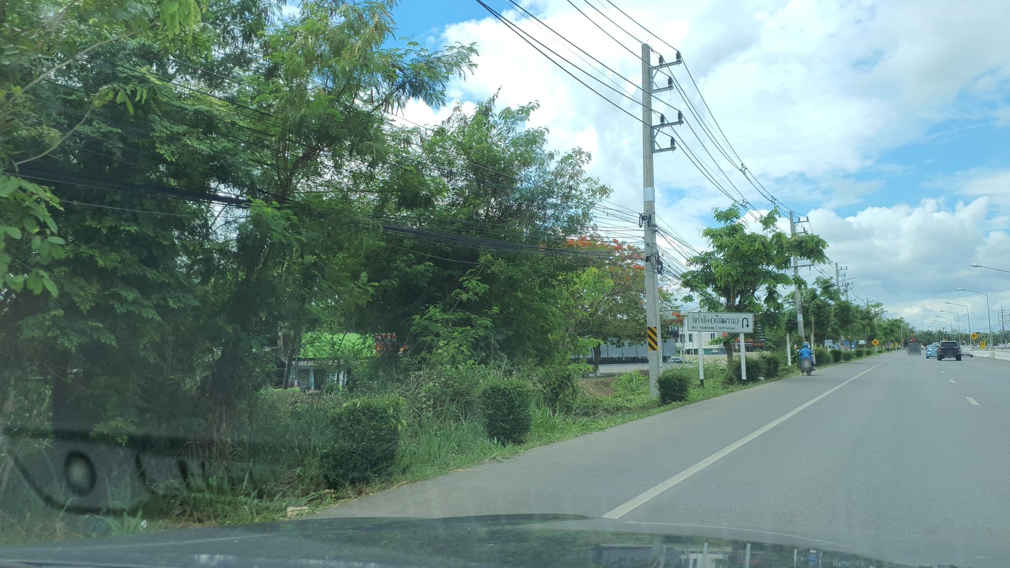 Street view near BE2@Chiangmai, Chiang Mai — © jrcarlsen (CC BY-SA · Mapillary)