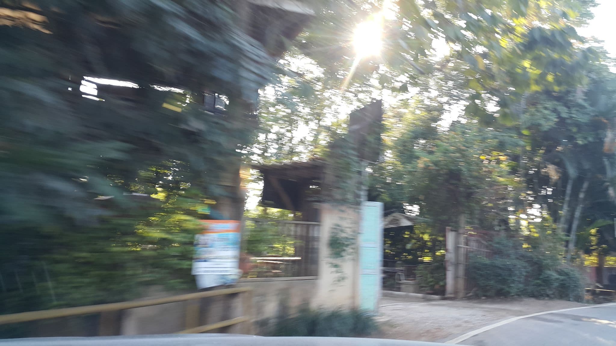 Street view near โอบอุ่น โฮมสเตย์ (Ob-Oon Homestay), Chiang Mai — © jrcarlsen (CC BY-SA · Mapillary)
