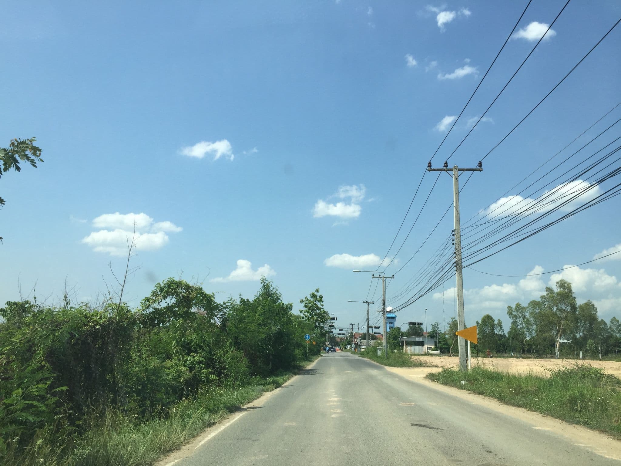 Street view near Siri Hotel, Lamphun — © kyoko (CC BY-SA · Mapillary)