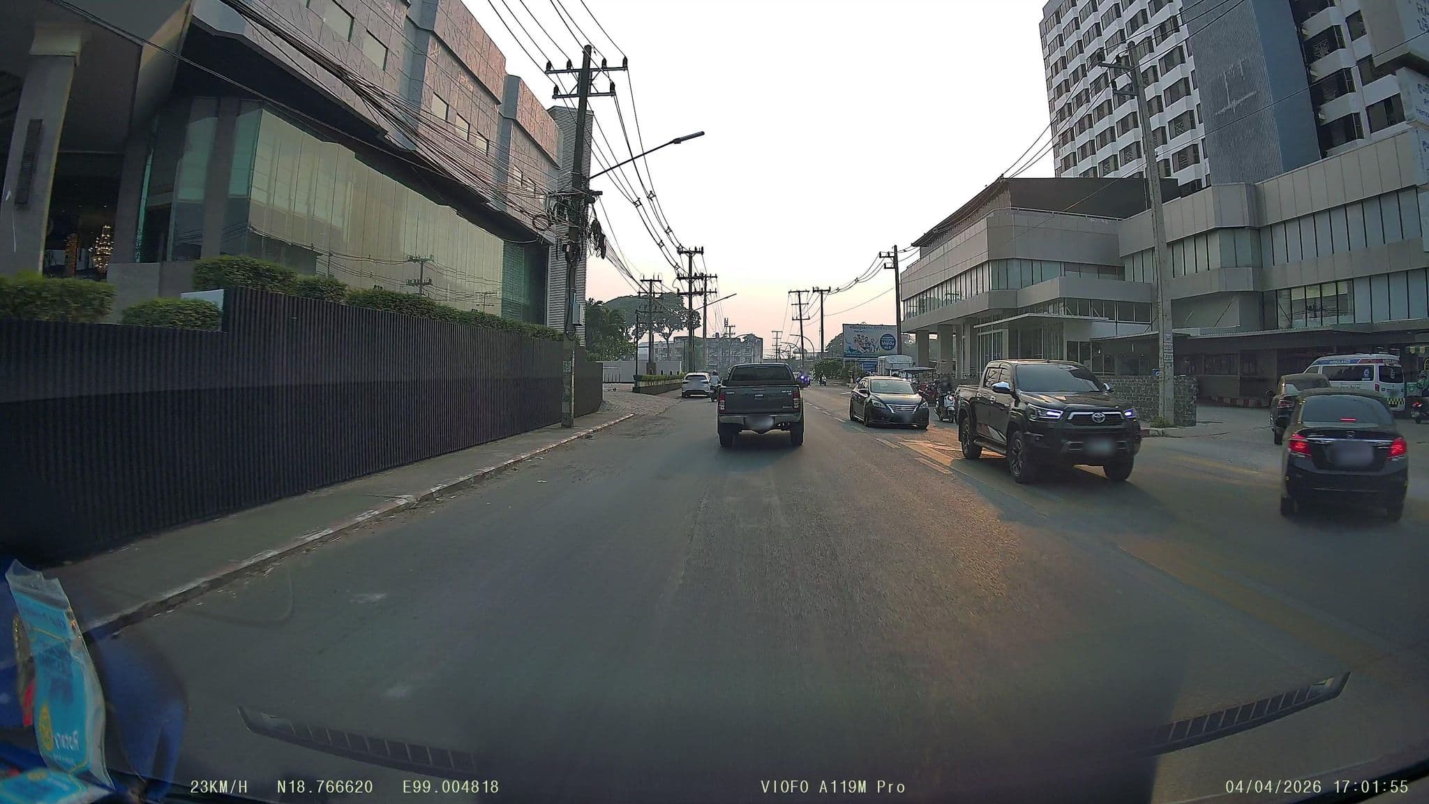 Street view near Guest Service Center, Chiang Mai — © ThailandCambodia (CC BY-SA · Mapillary)