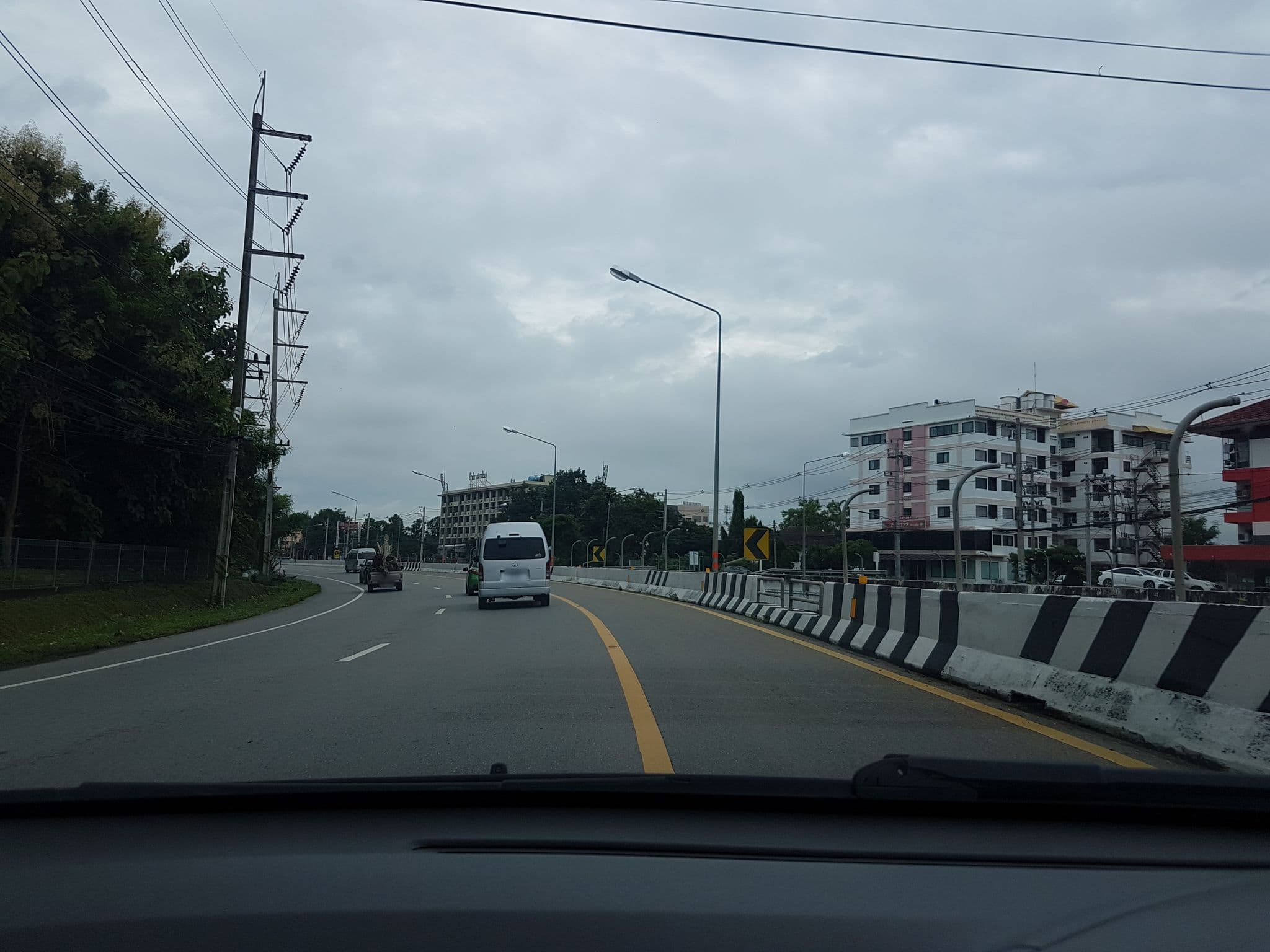 Street view near The Residence Chiang Mai, Chiang Mai — © ekkarin (CC BY-SA · Mapillary)