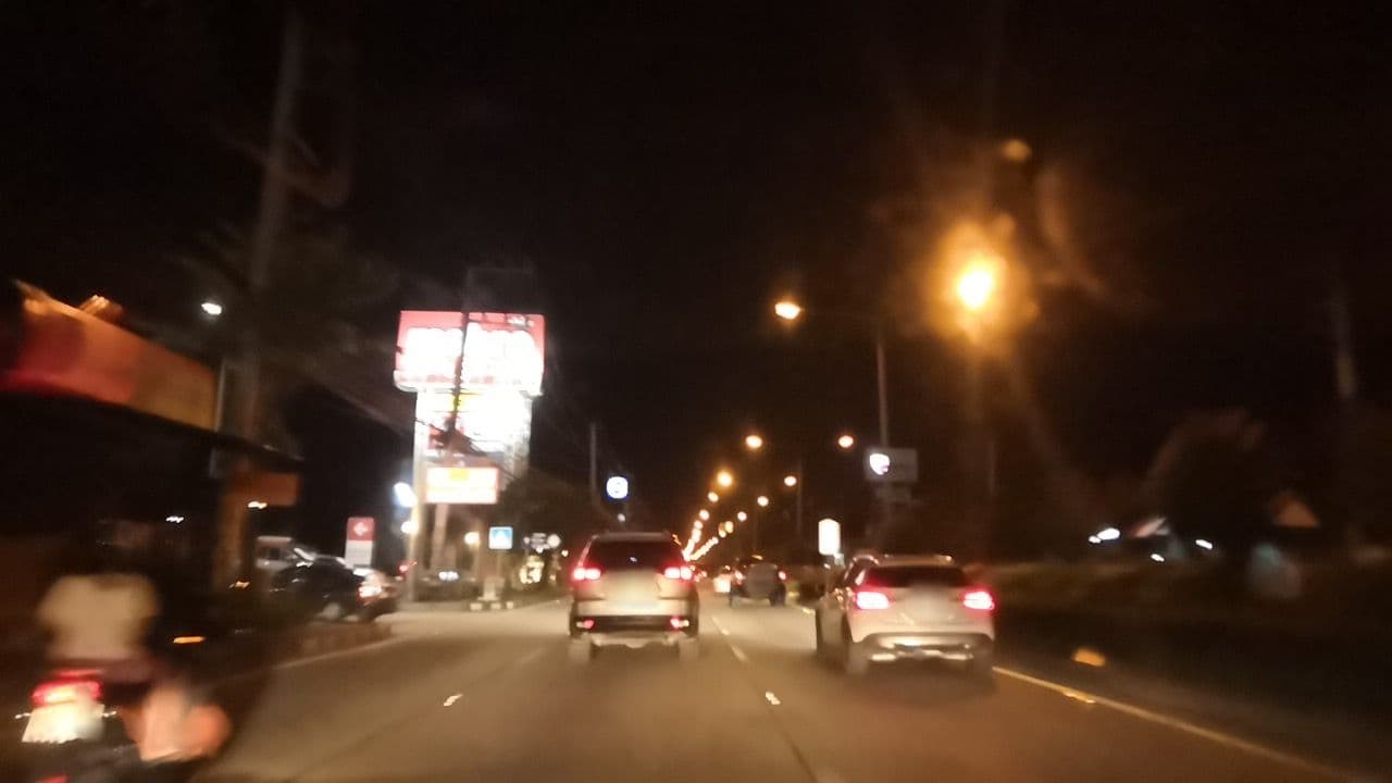 Street view near Vdara Resort And Spa @ Chiang Mai ★, Chiang Mai — © charlesano (CC BY-SA · Mapillary)