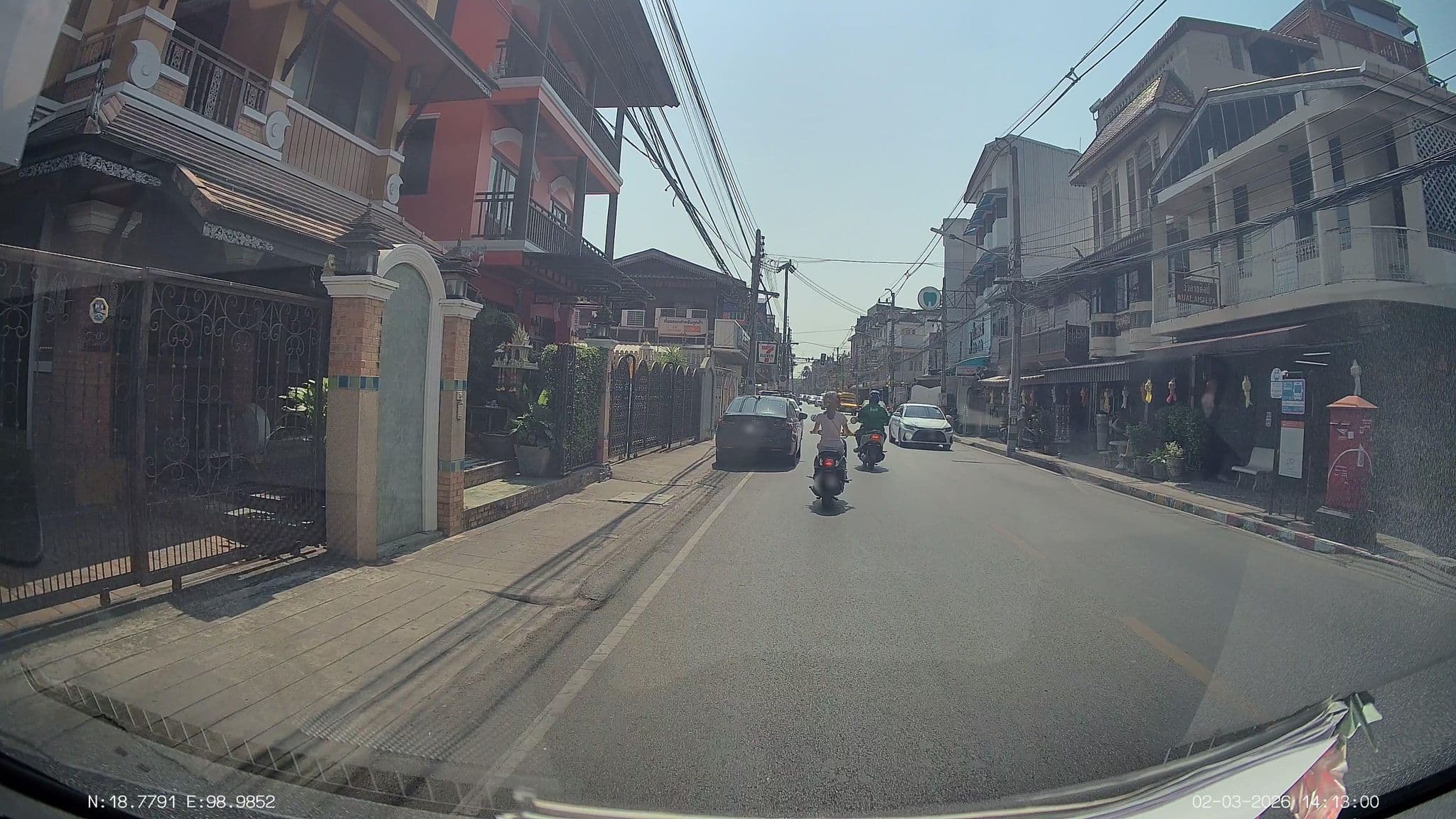 Street view near Wua Lai Boutique Hotel, Chiang Mai — © ThailandCambodia (CC BY-SA · Mapillary)
