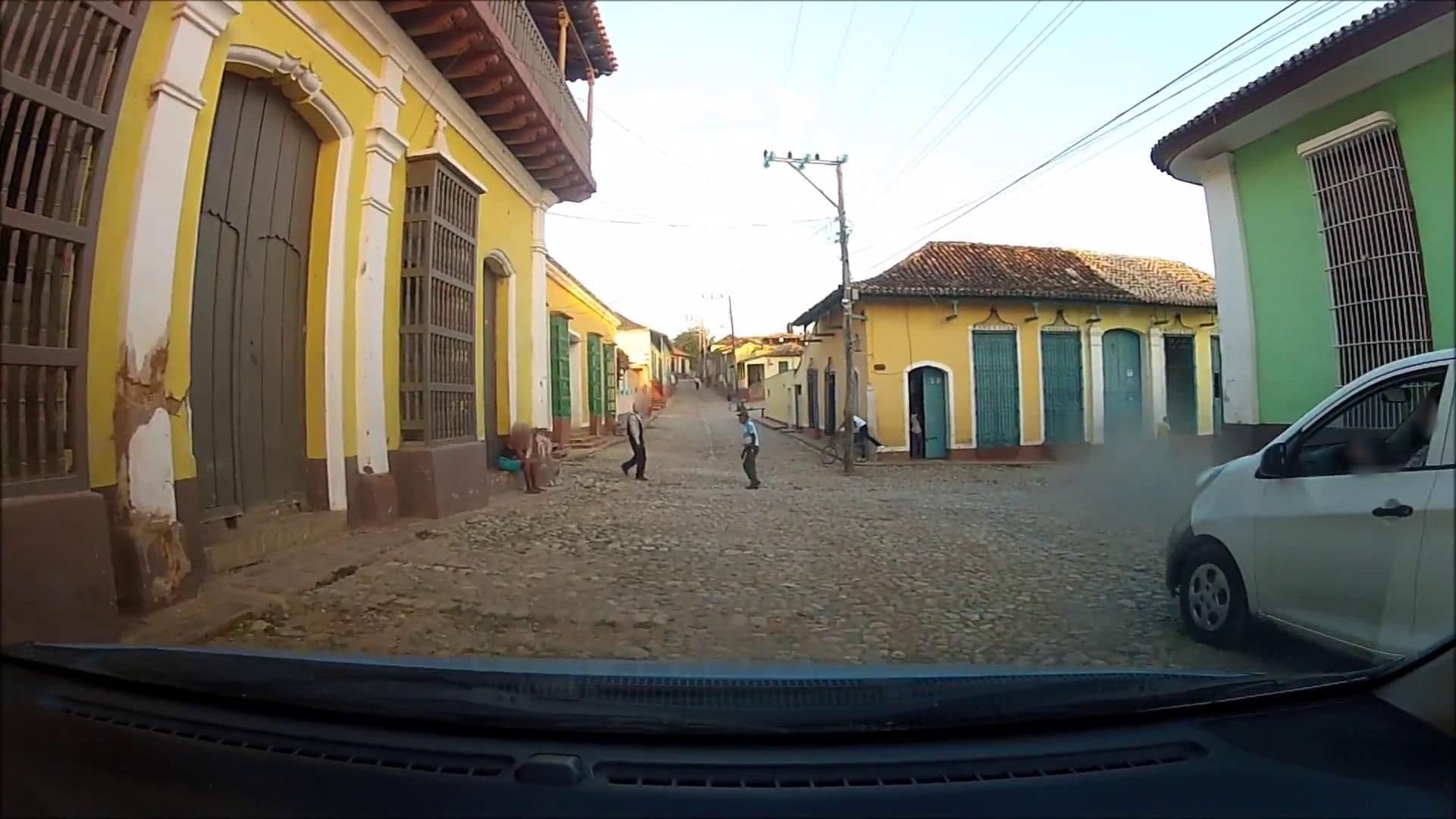 Street view near Hostal Edelweiss, Trinidad — © cut (CC BY-SA · Mapillary)