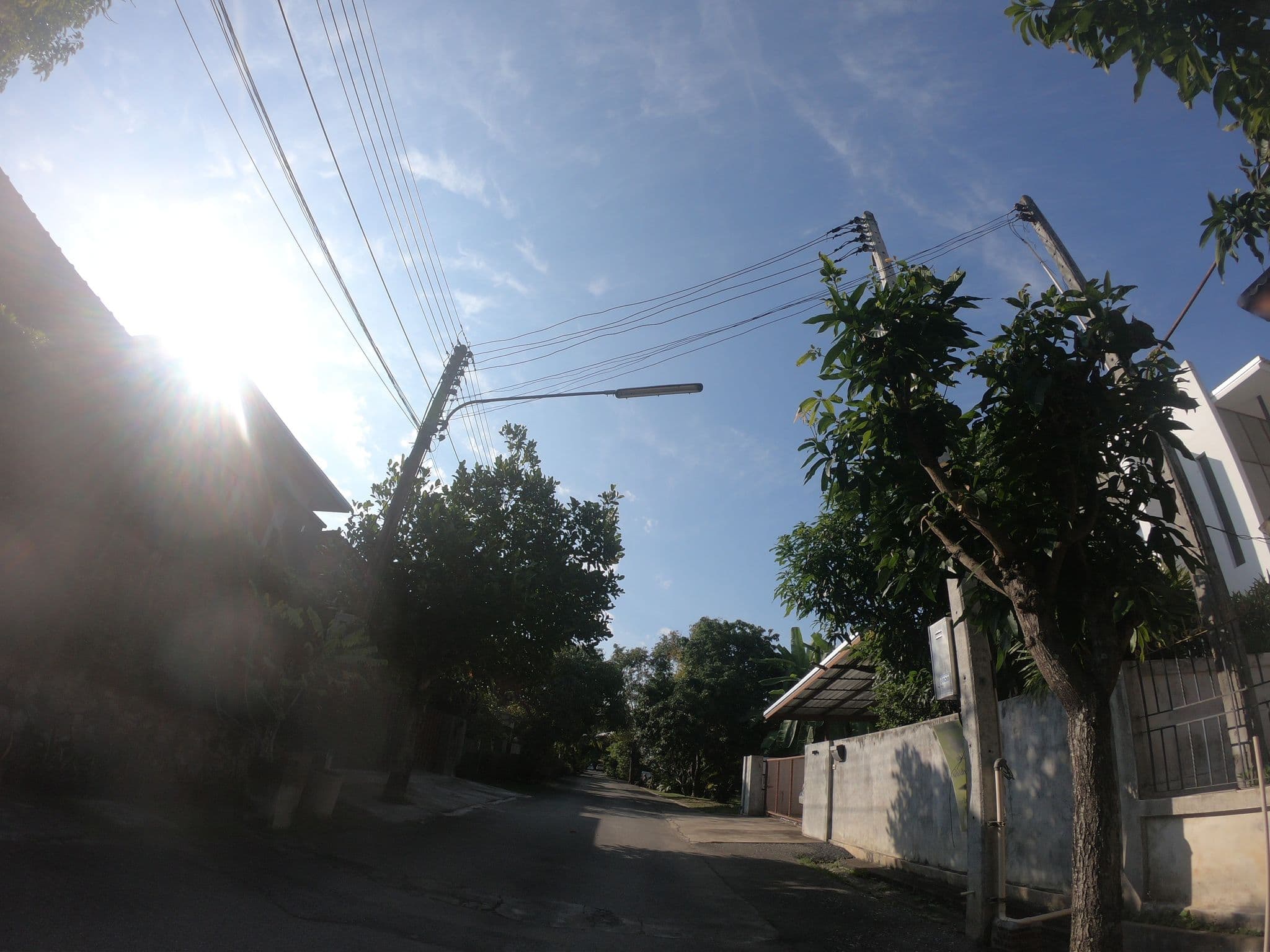 Street view near Baan Keaw Huen Kwan Boutique Hotel, Chiang Mai — © chanuwath_grab (CC BY-SA · Mapillary)