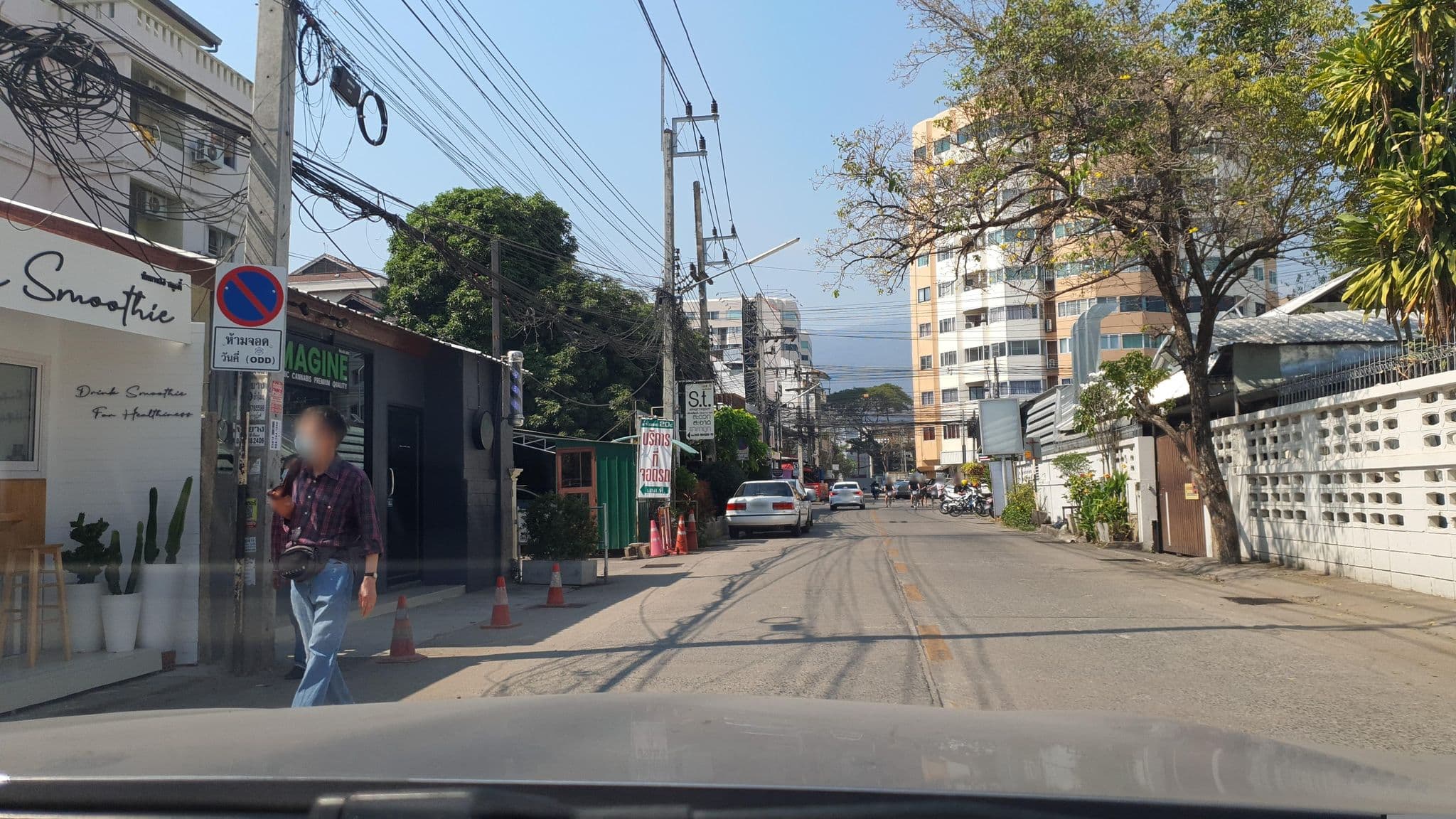 Street view near ST Apartment, Chiang Mai — © jrcarlsen (CC BY-SA · Mapillary)