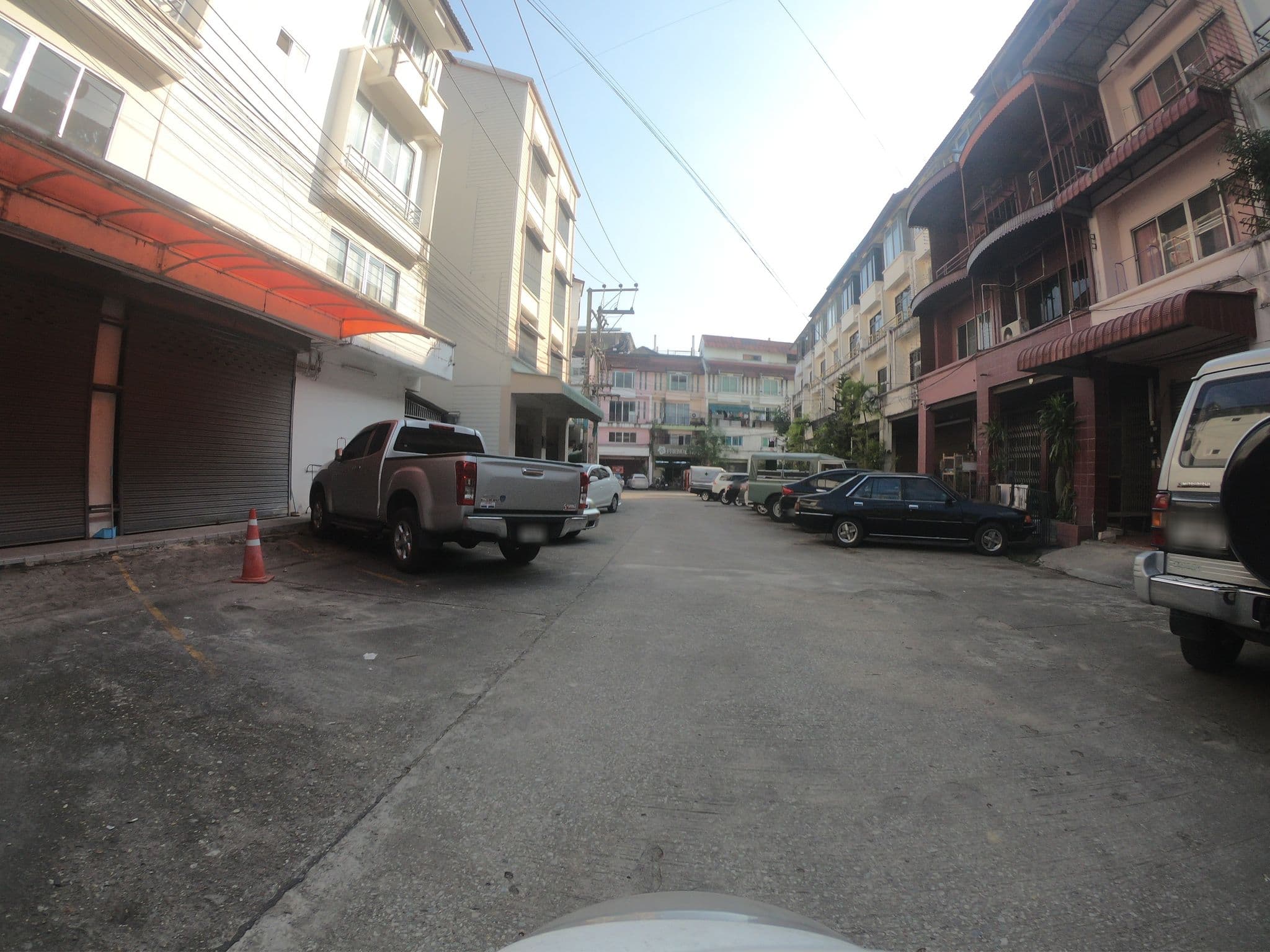 Street view near Chotana Villa, Chiang Mai — © chanuwath_grab (CC BY-SA · Mapillary)