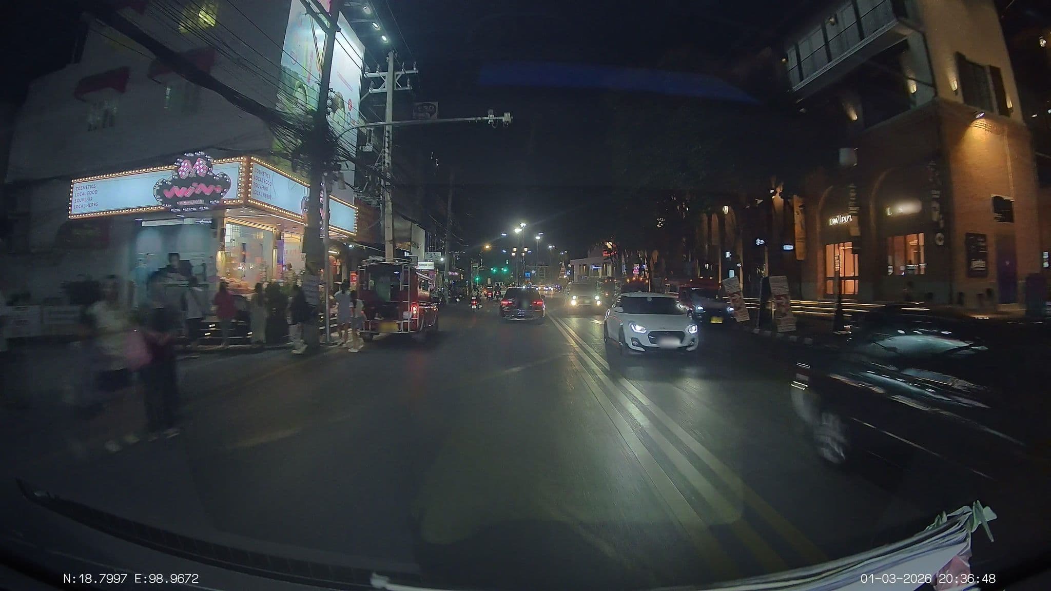 Street view near Onenightzleep Hostel, Chiang Mai — © ThailandCambodia (CC BY-SA · Mapillary)