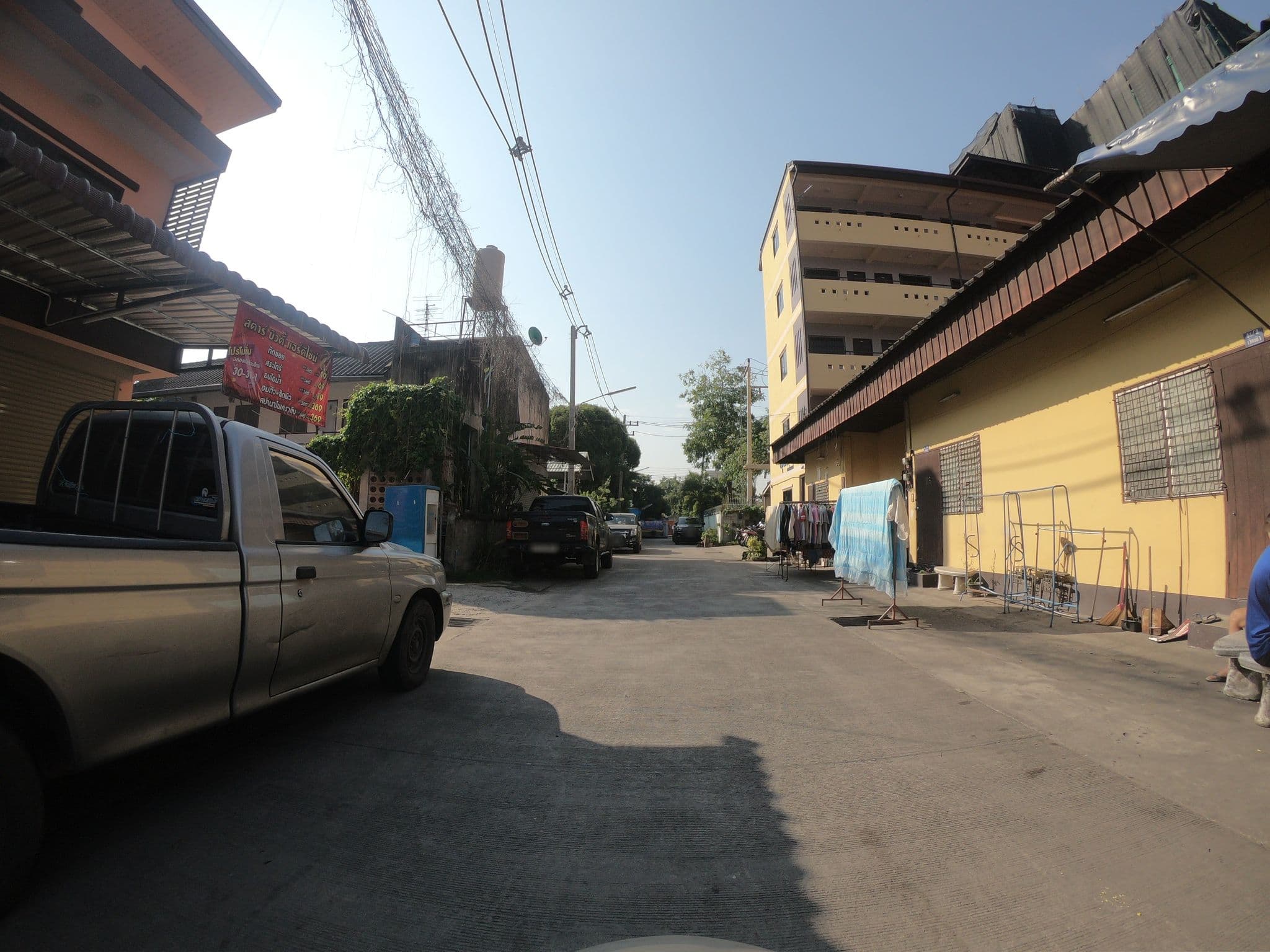 Street view near Treevana Club Chiangmai, Chiang Mai — © chanuwath_grab (CC BY-SA · Mapillary)