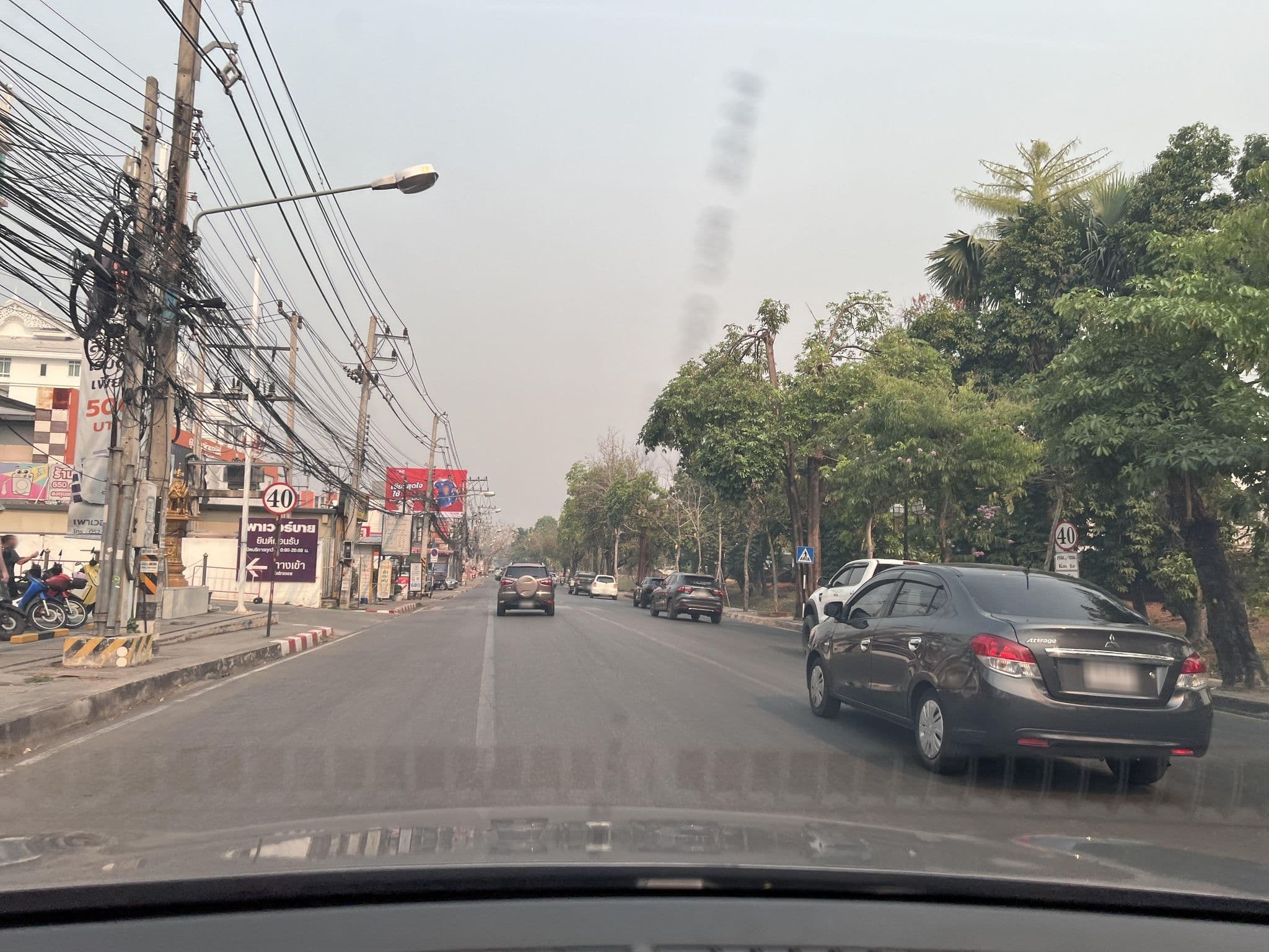 Street view near Chiang Mai Residence, Chiang Mai — © lin_wang (CC BY-SA · Mapillary)