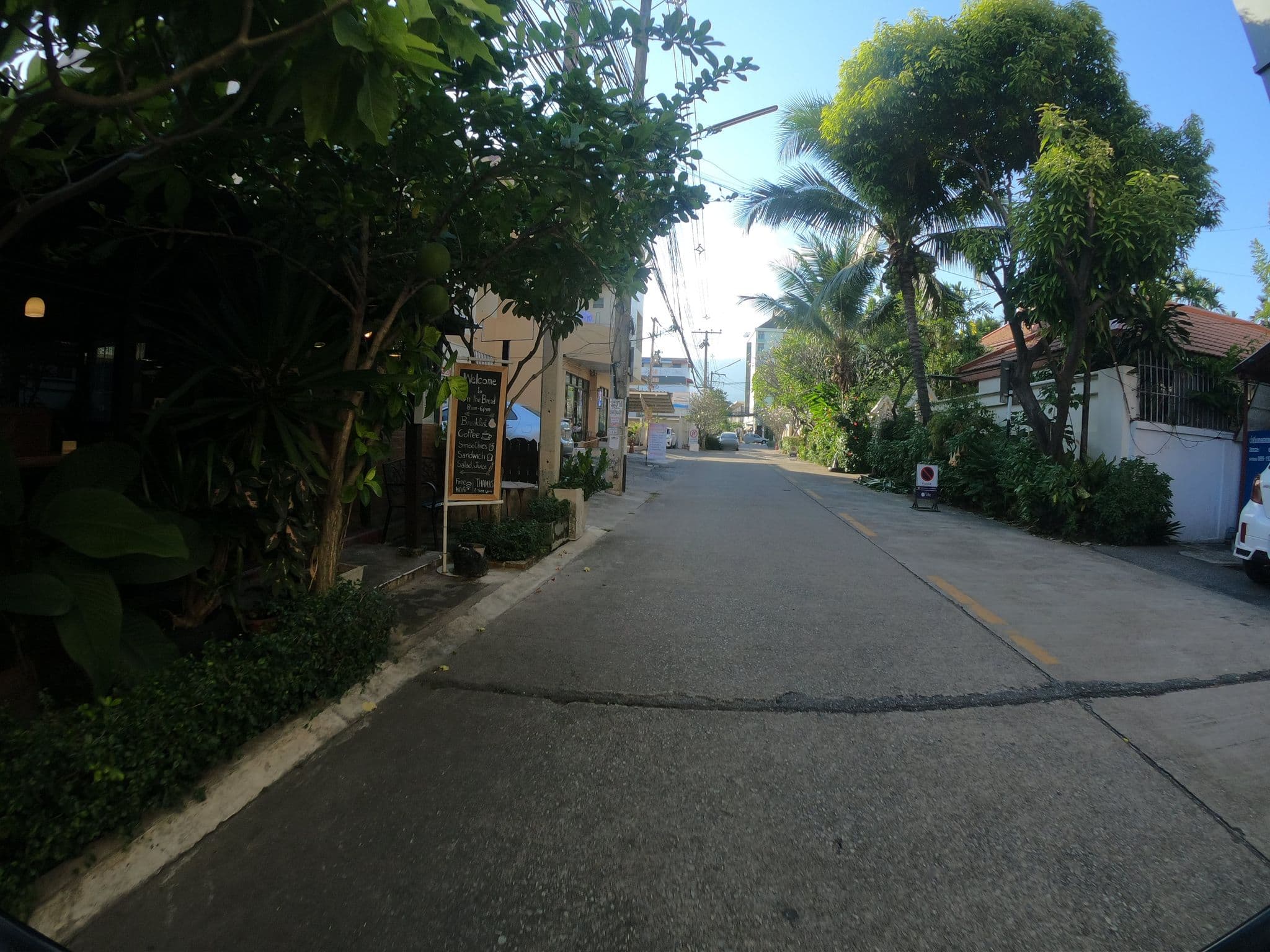 Street view near 50200hostel, Chiang Mai — © chanuwath_grab (CC BY-SA · Mapillary)