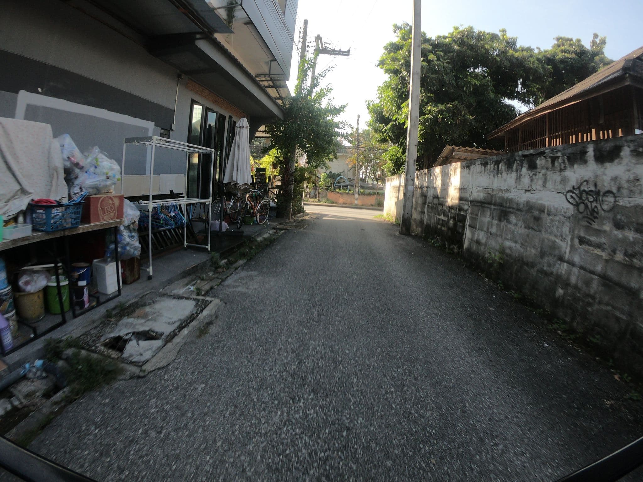 Street view near penny lane hostel and vegetarians, Chiang Mai — © chanuwath_grab (CC BY-SA · Mapillary)