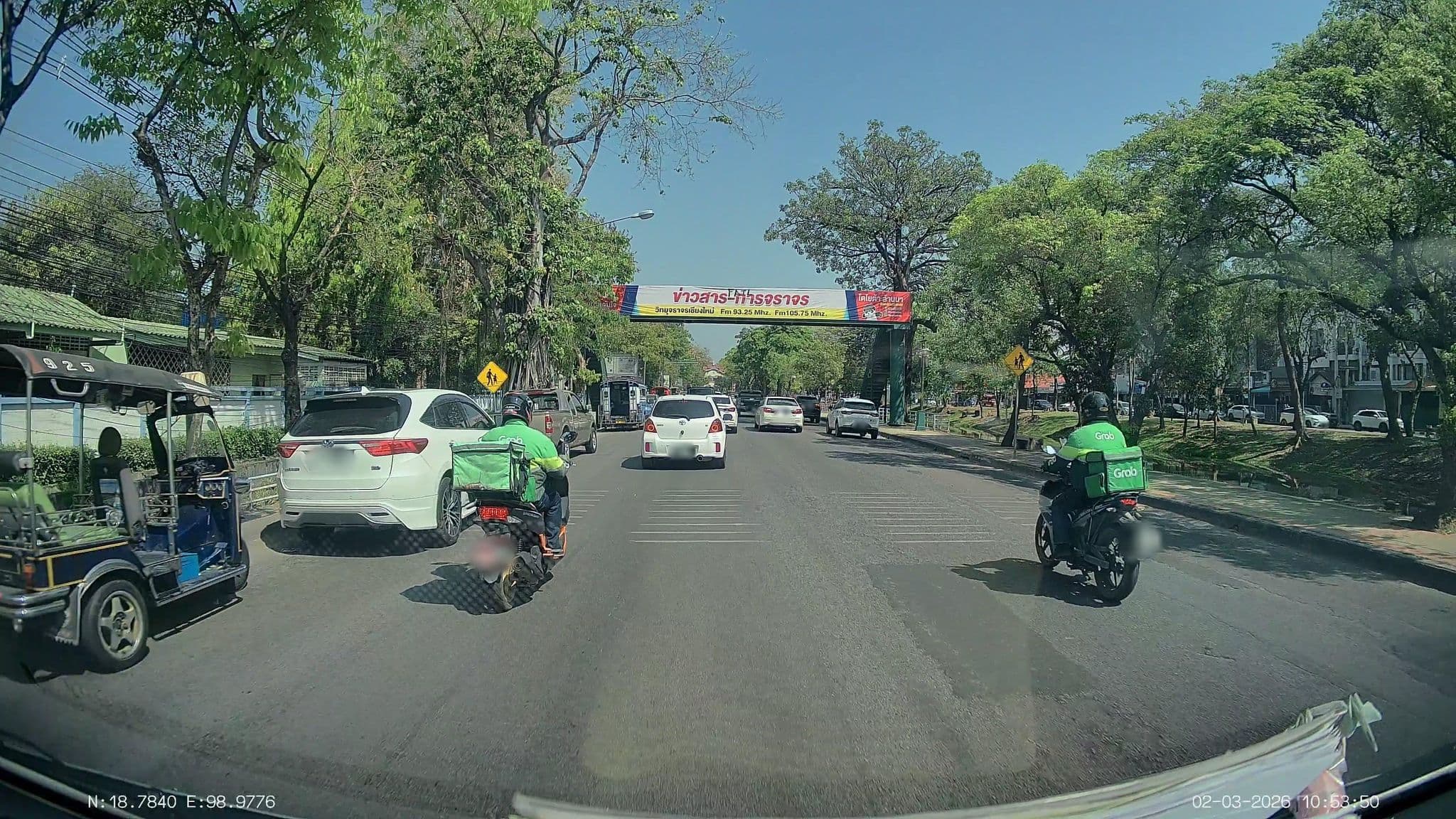 Street view near Cham Cha Hostel, Chiang Mai — © ThailandCambodia (CC BY-SA · Mapillary)