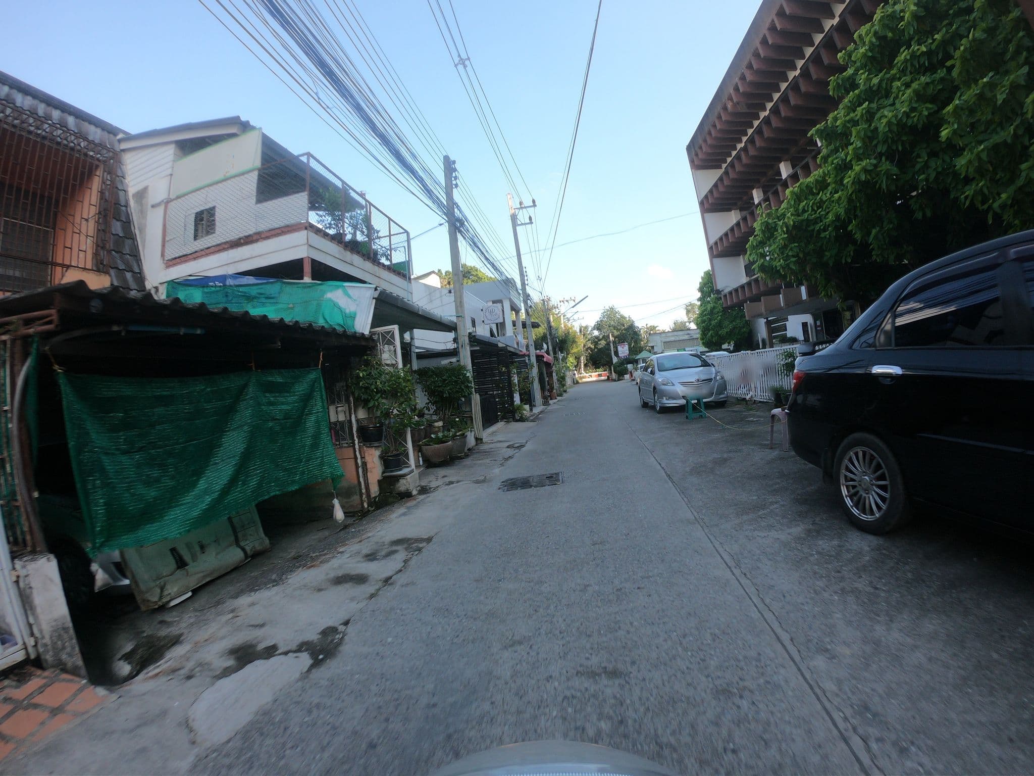 Street view near Ombra Small House, Chiang Mai — © chanuwath_grab (CC BY-SA · Mapillary)