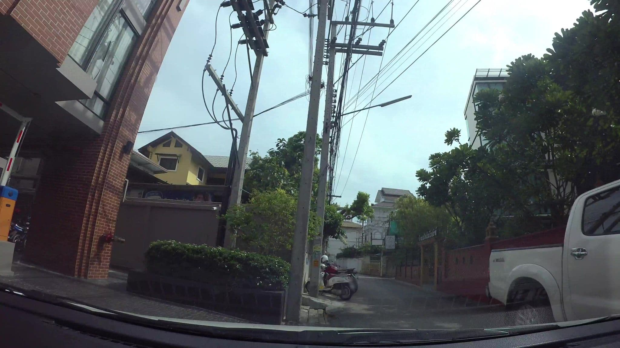 Street view near Chiang Mai Thai House Hotel, Chiang Mai — © kaart_3 (CC BY-SA · Mapillary)