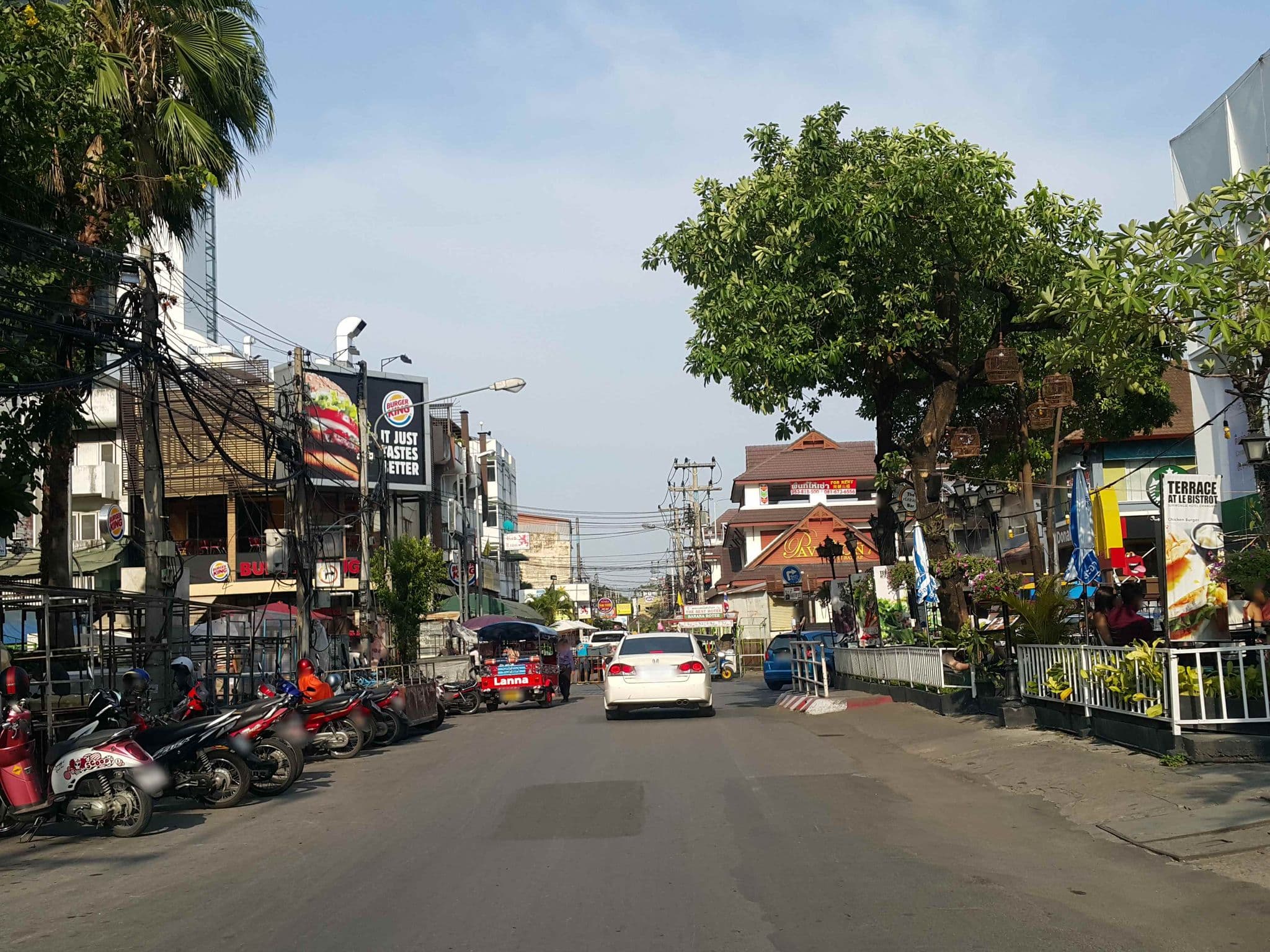 Street view near Service Call Center, Chiang Mai — © jrcarlsen (CC BY-SA · Mapillary)