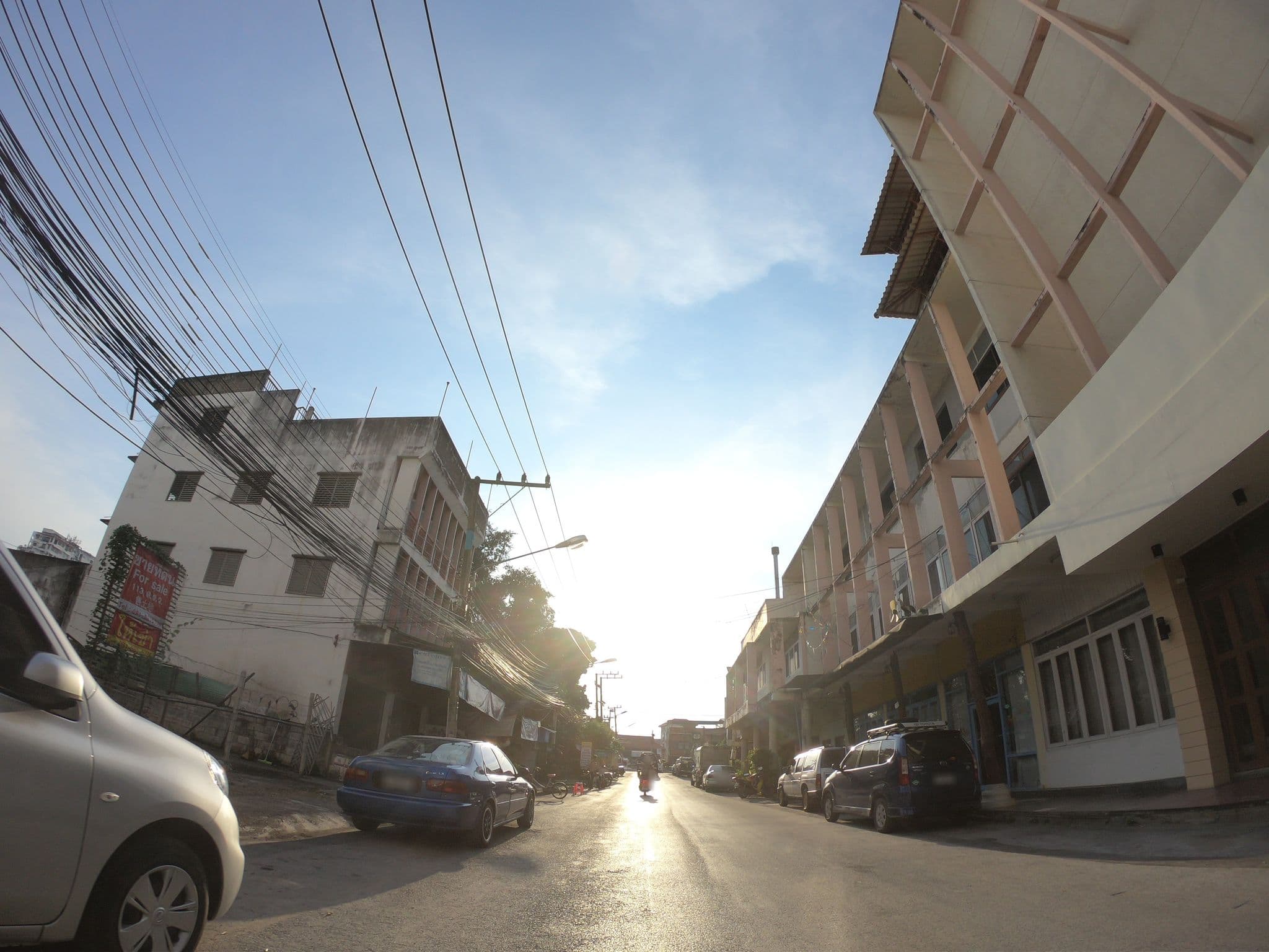 Street view near Plaza Inn, Chiang Mai — © chanuwath_grab (CC BY-SA · Mapillary)