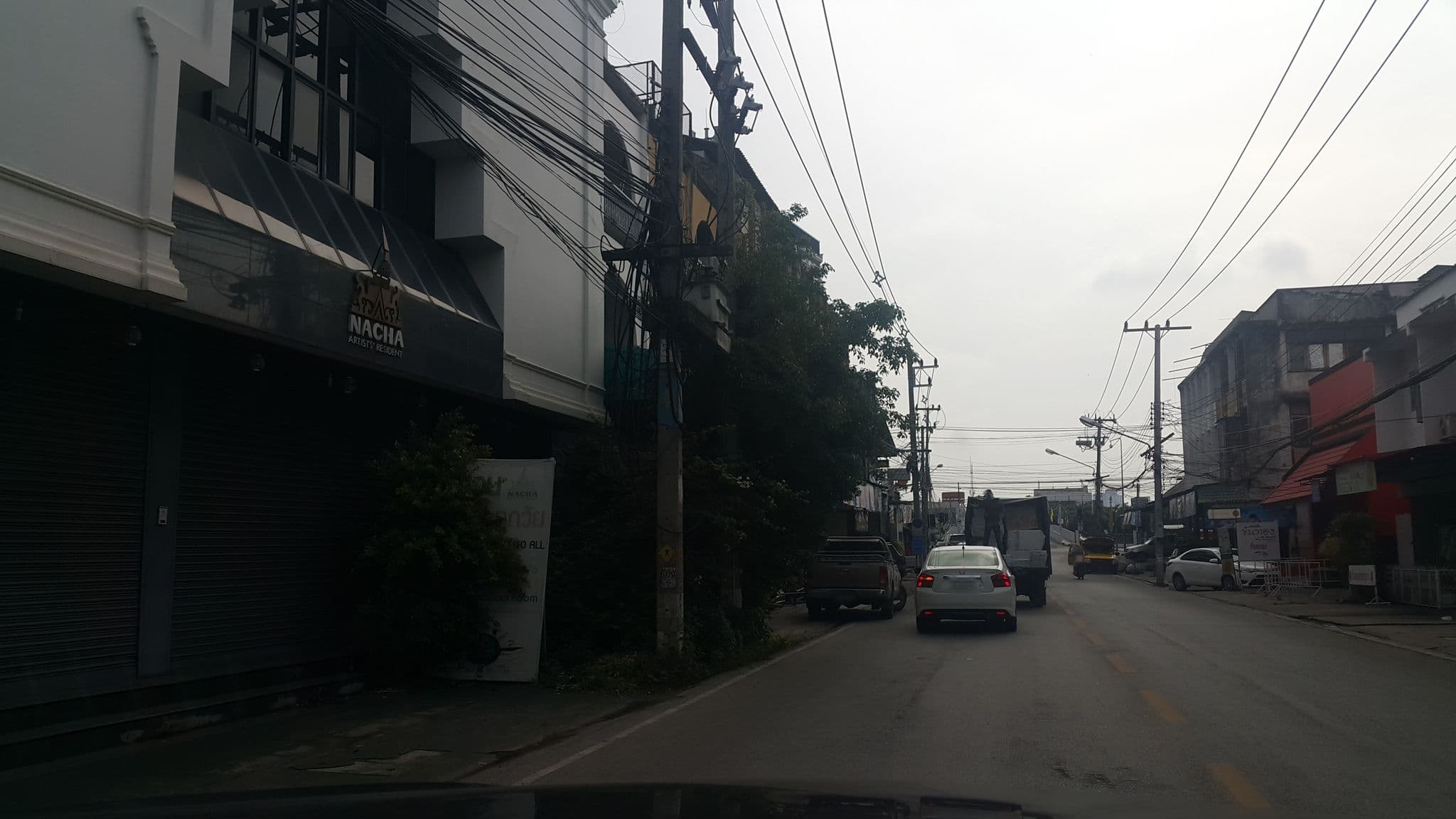 Street view near Casa Pika, Chiang Mai — © jrcarlsen (CC BY-SA · Mapillary)