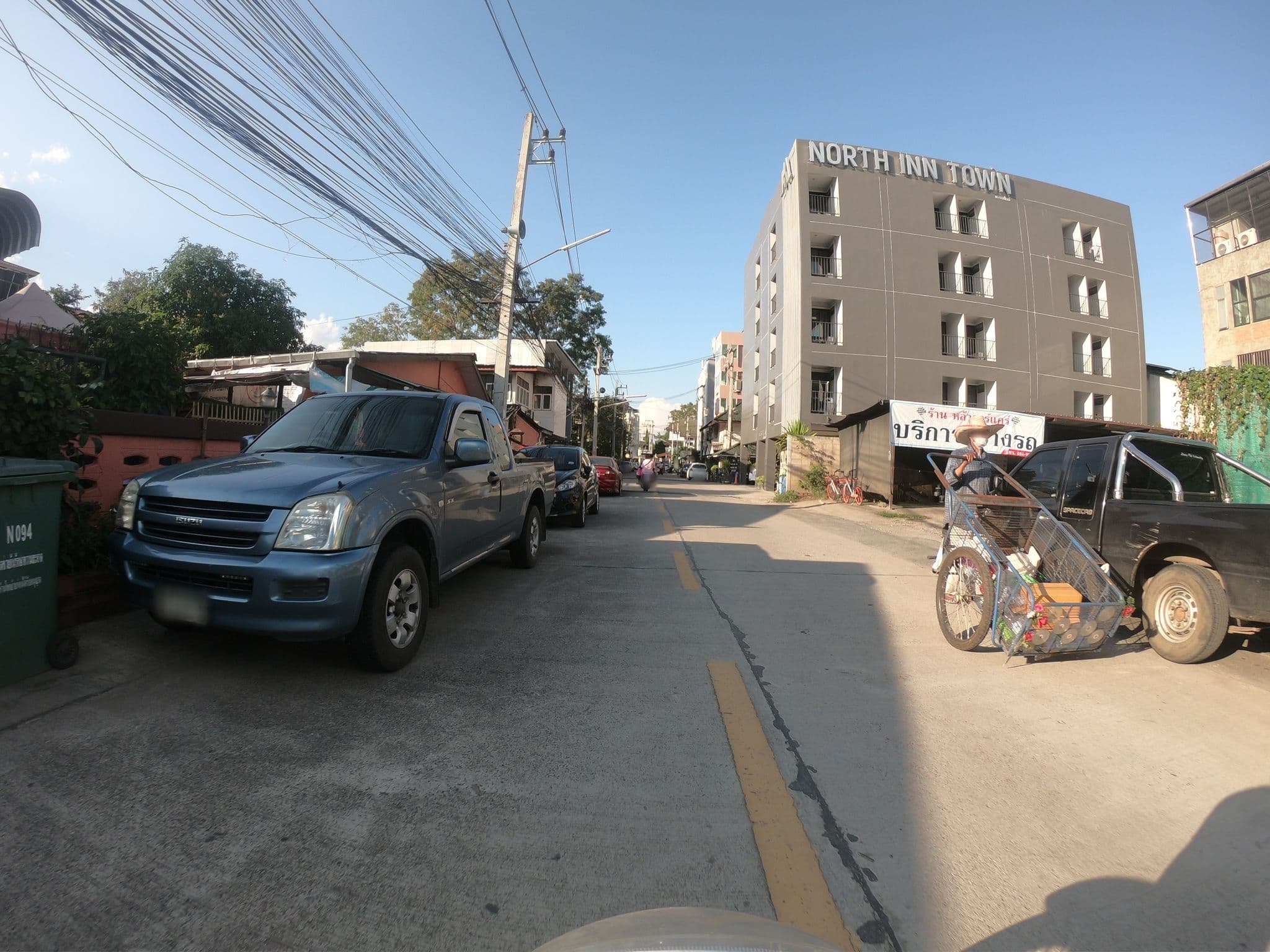 Street view near North Inn Town, Chiang Mai — © chanuwath_grab (CC BY-SA · Mapillary)