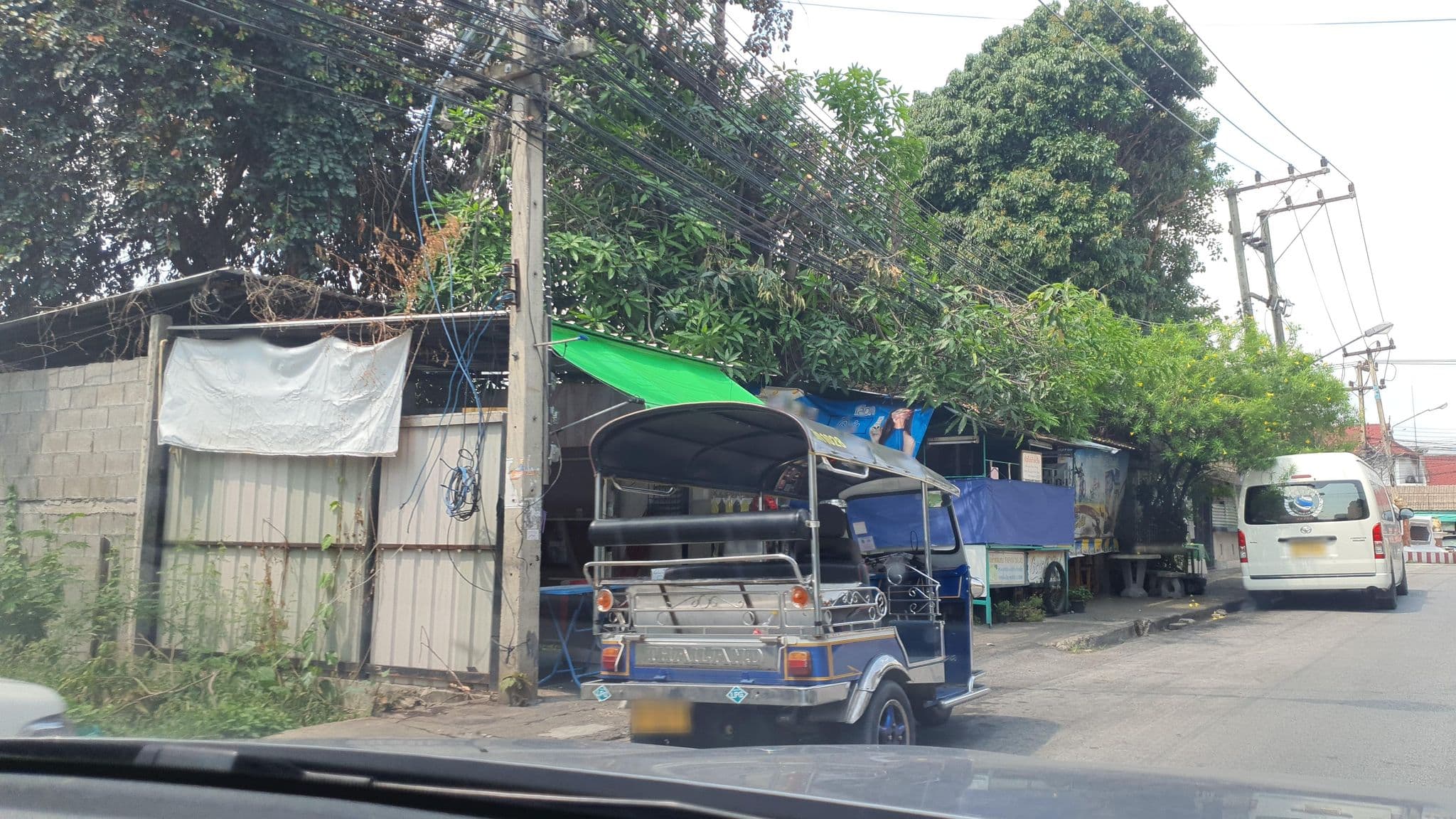 Street view near Prince Hotel Chiang Mai, Chiang Mai — © jrcarlsen (CC BY-SA · Mapillary)