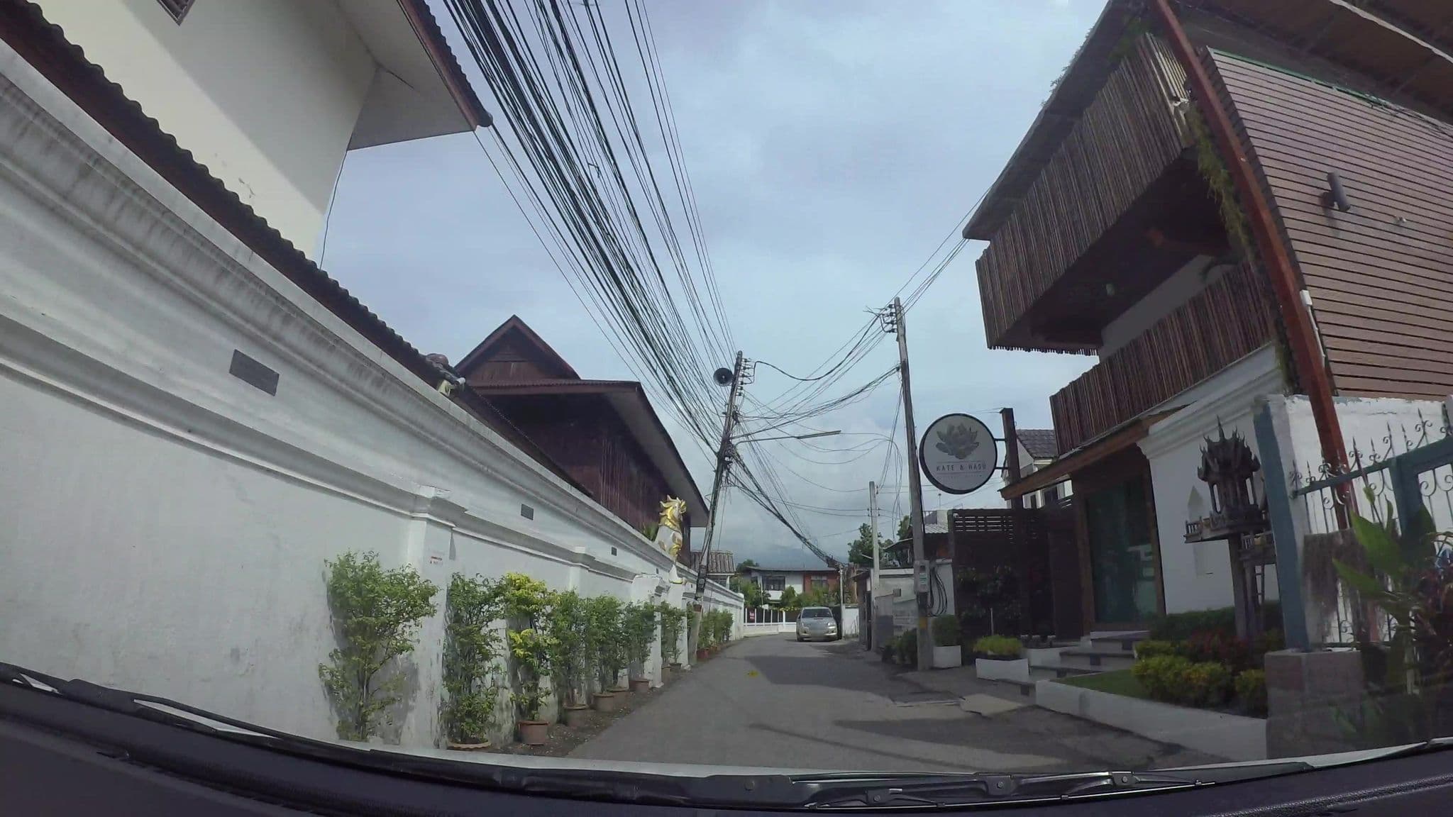 Street view near Kate & Hasu, Chiang Mai — © kaart_3 (CC BY-SA · Mapillary)
