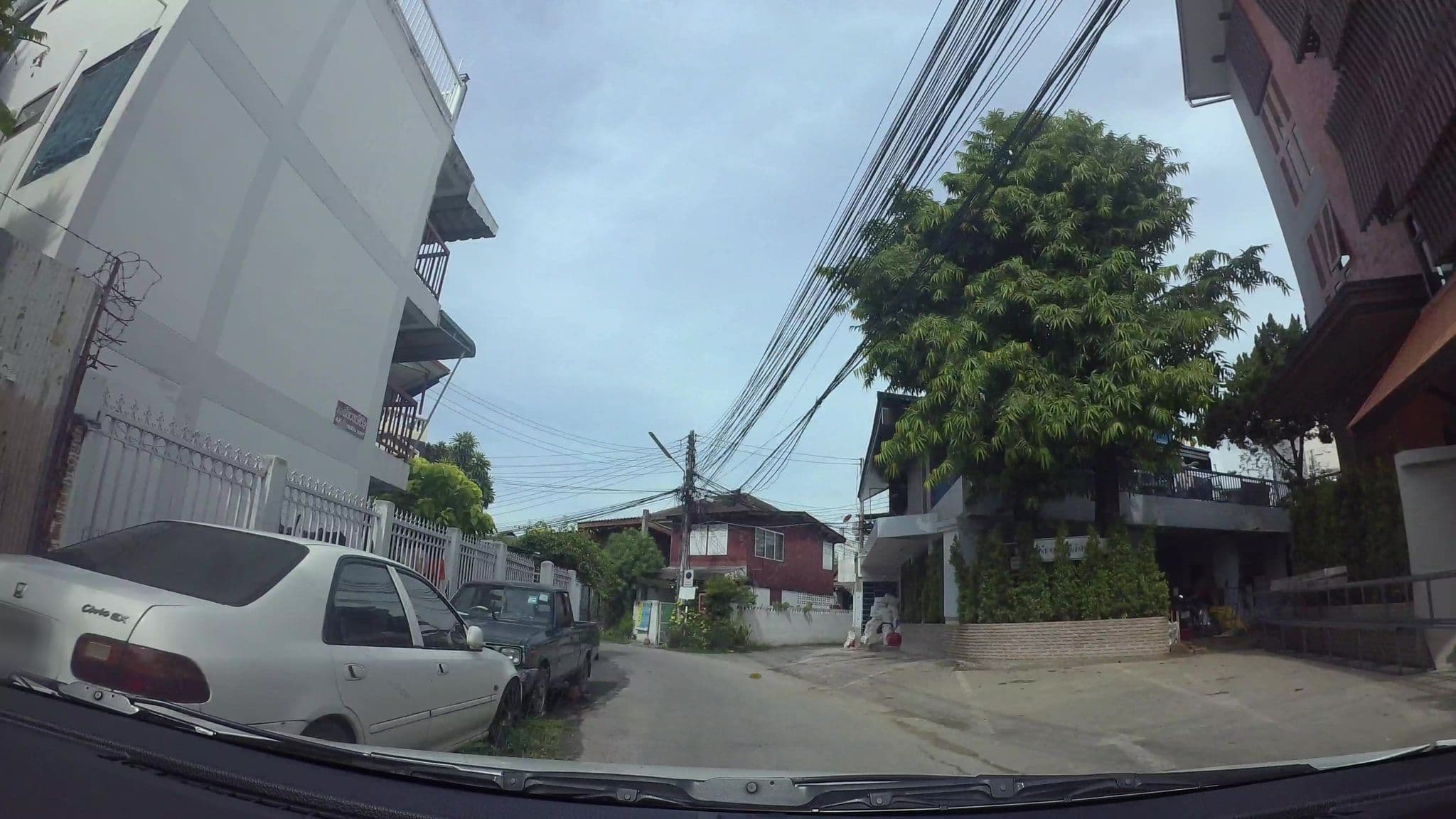 Street view near Fang Chiangmai Hotel, Chiang Mai — © kaart_3 (CC BY-SA · Mapillary)