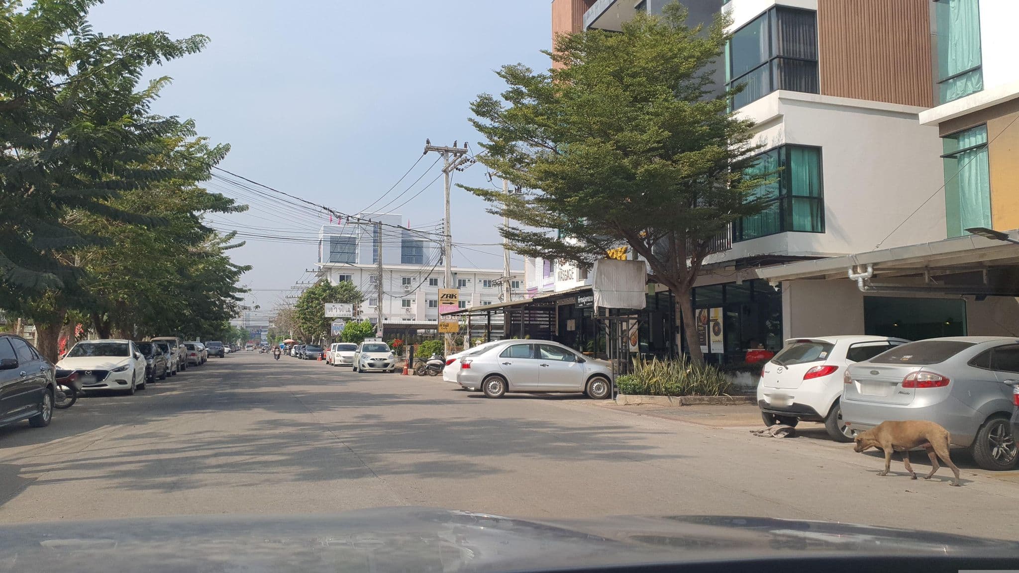 Street view near ZAK Residence, Chiang Mai — © jrcarlsen (CC BY-SA · Mapillary)