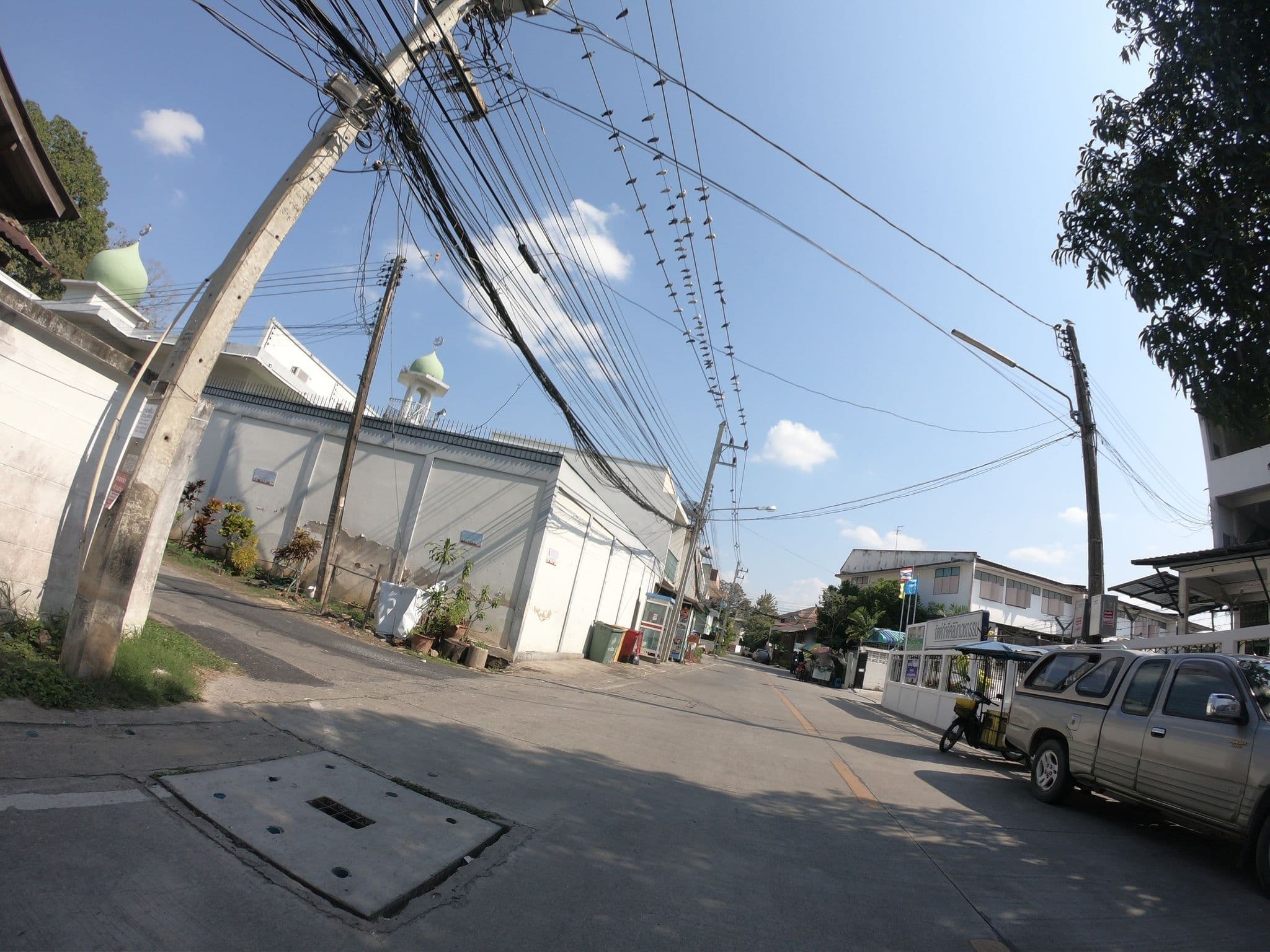 Street view near My Home Guest House, Chiang Mai — © chanuwath_grab (CC BY-SA · Mapillary)