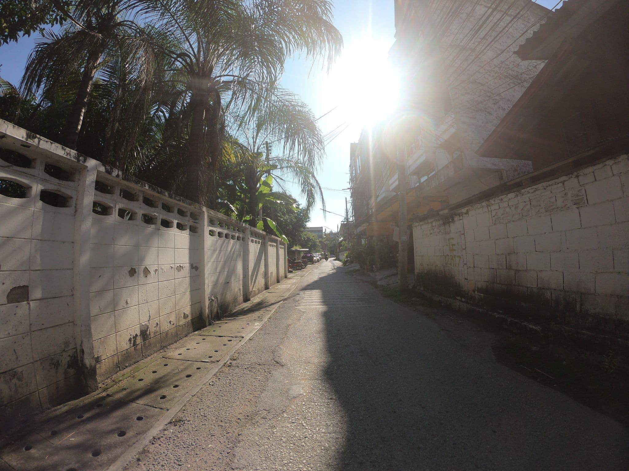 Street view near Hotel Loy Chiang Mai, Chiang Mai — © chanuwath_grab (CC BY-SA · Mapillary)