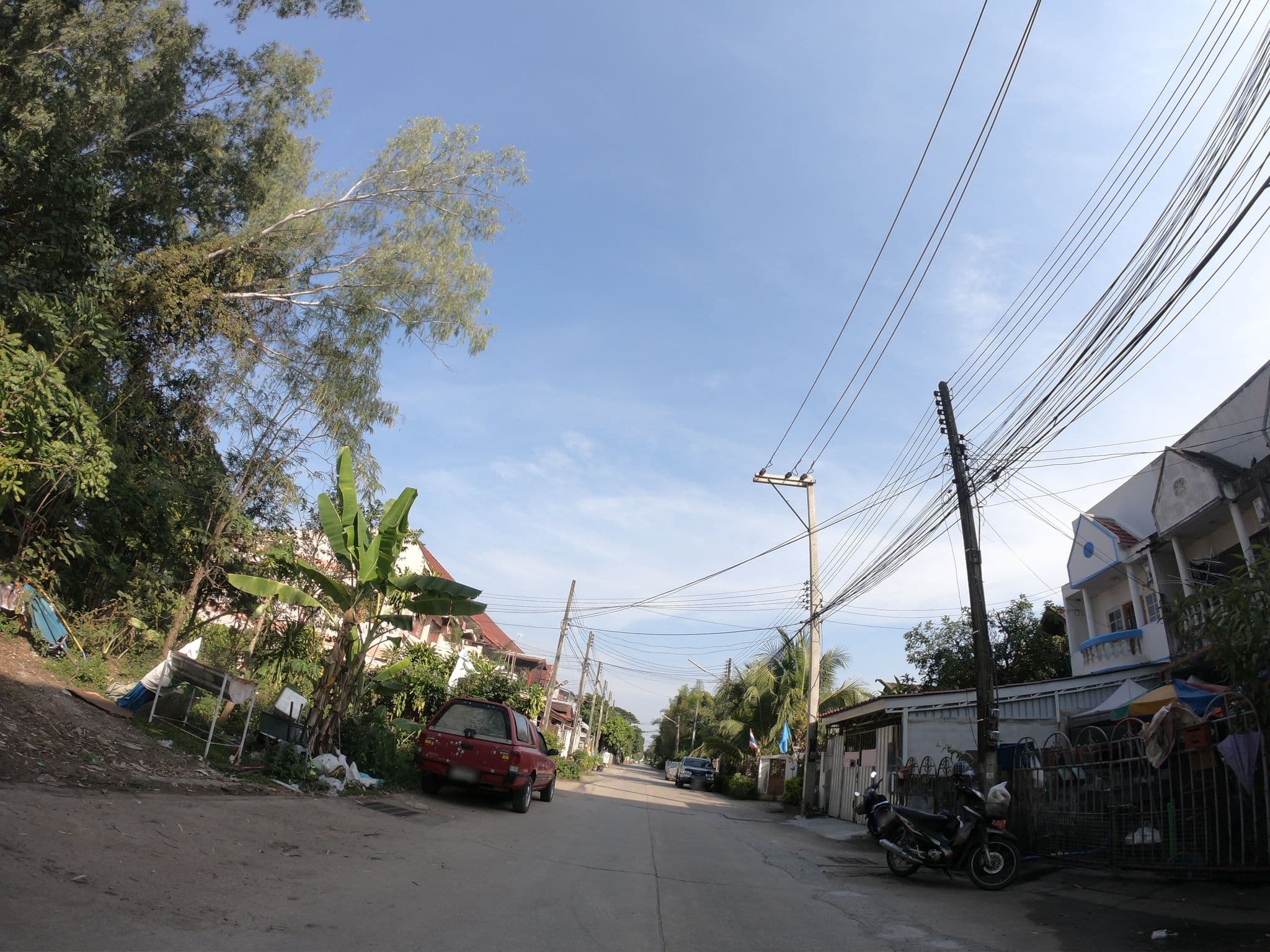 Street view near Room, Chiang Mai — © chanuwath_grab (CC BY-SA · Mapillary)