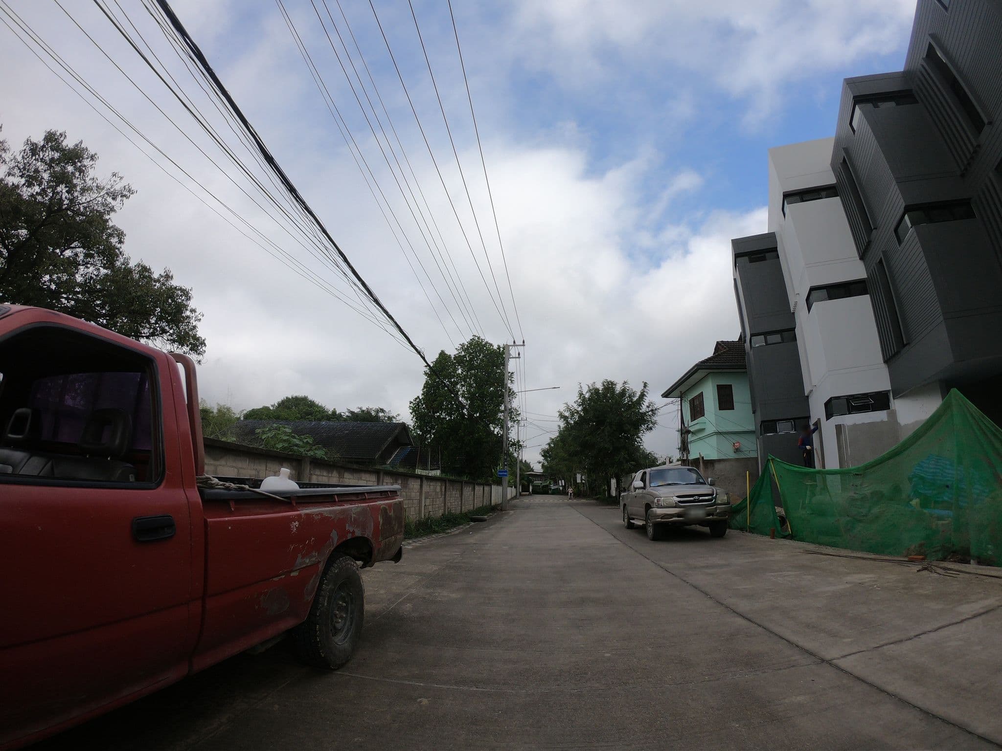 Street view near พรนับพัน - Blessing Place, Chiang Mai — © chanuwath_grab (CC BY-SA · Mapillary)